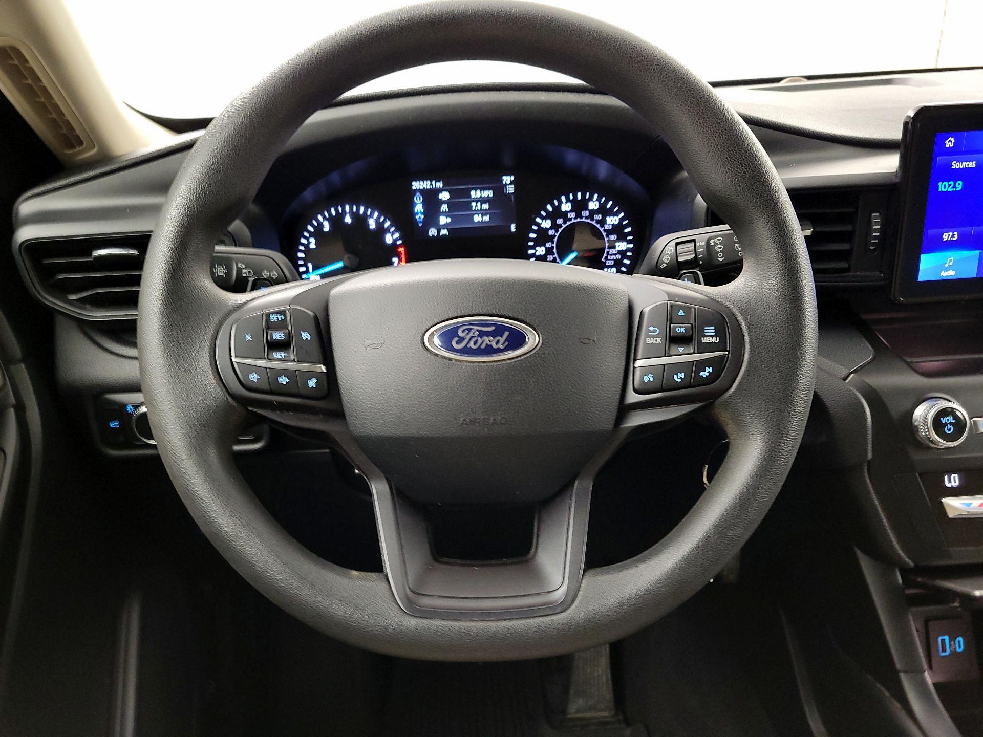 Thumbnail: 2020 Ford Explorer - 10
