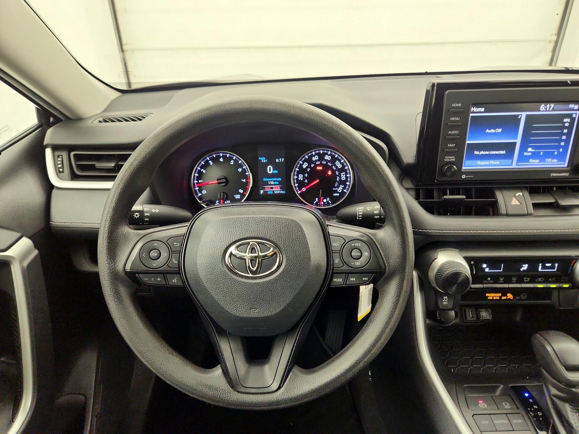 Thumbnail: 2021 Toyota RAV4 - 10