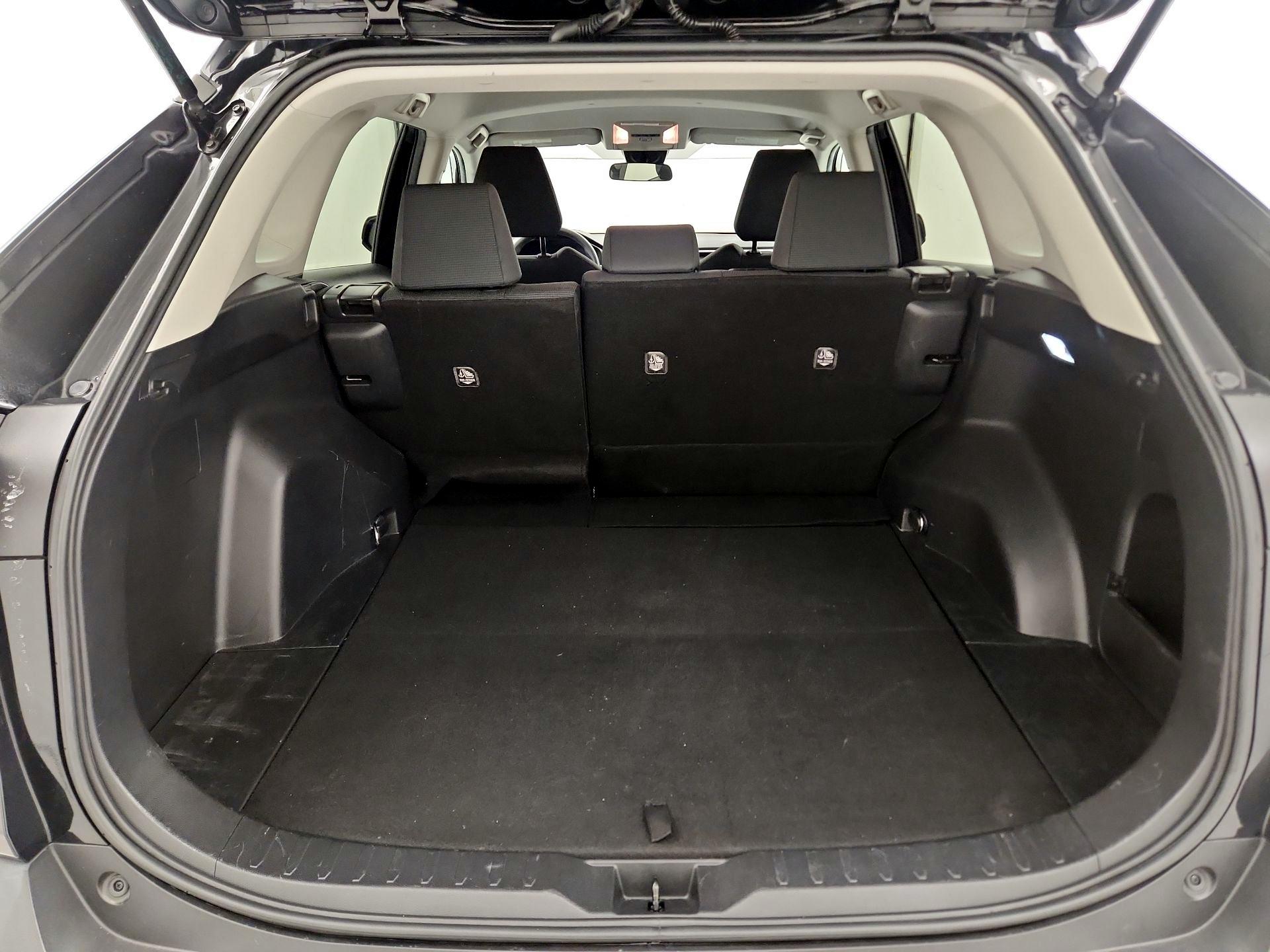 Thumbnail: 2021 Toyota RAV4 - 20