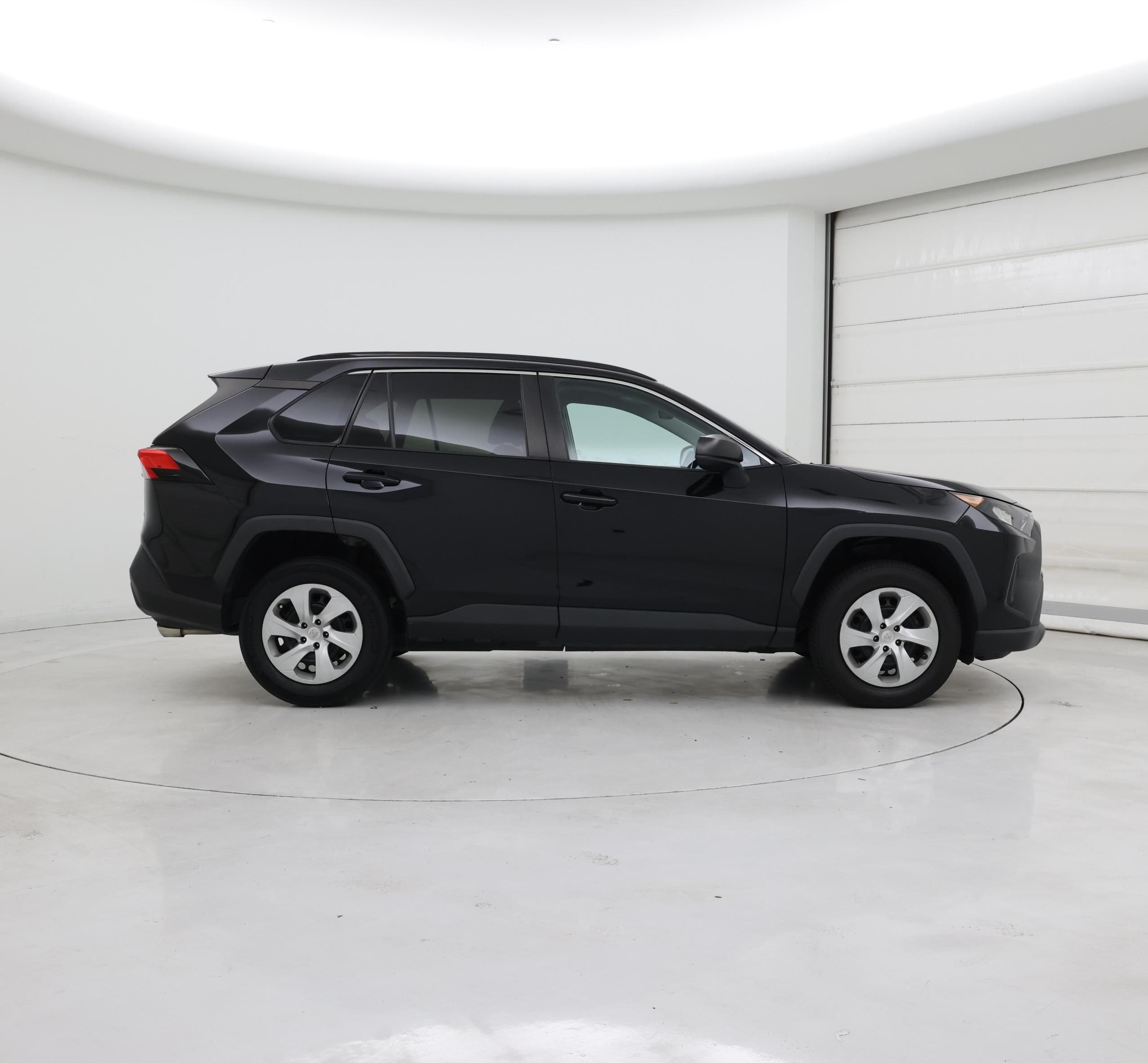Thumbnail: 2021 Toyota RAV4 - 7