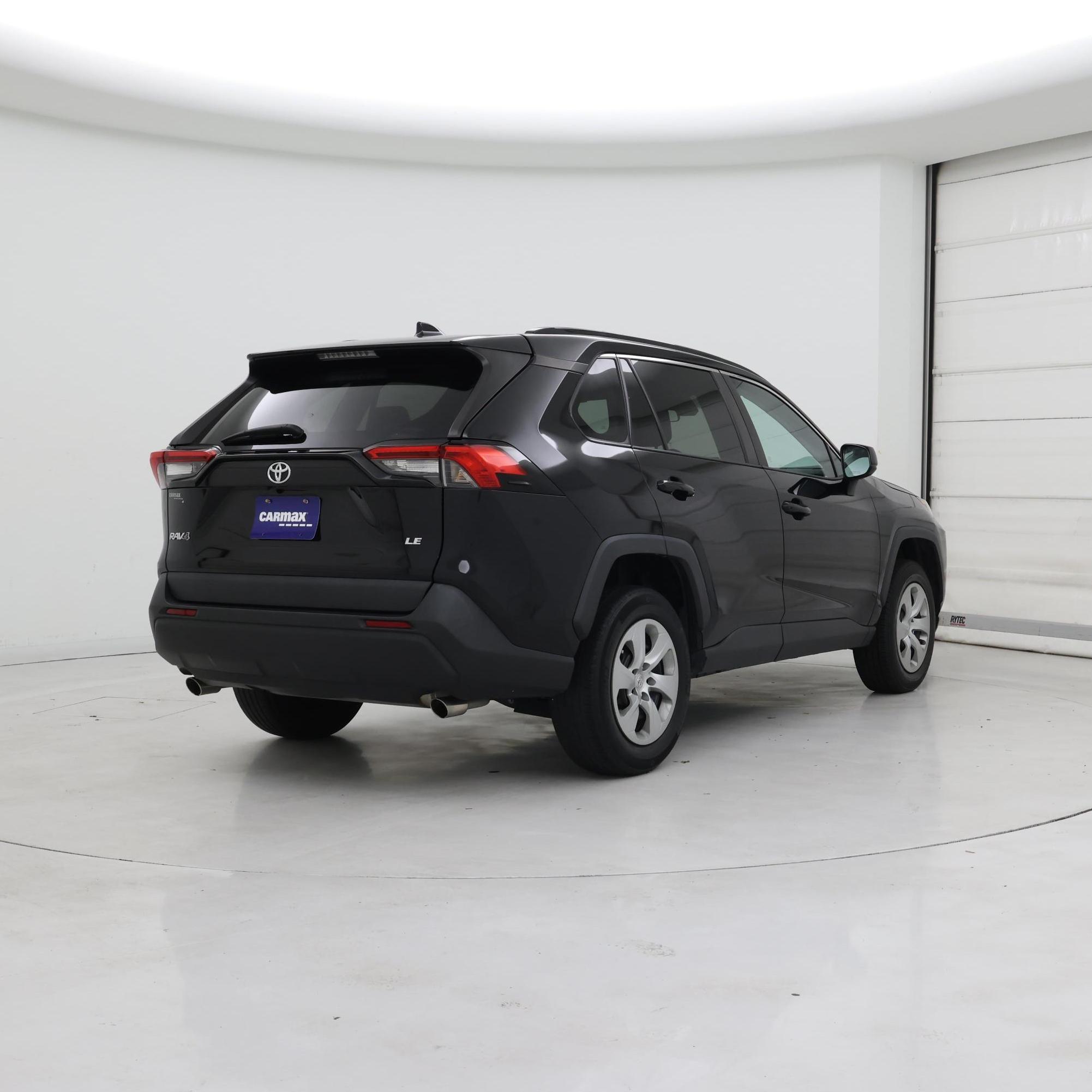 Thumbnail: 2021 Toyota RAV4 - 8