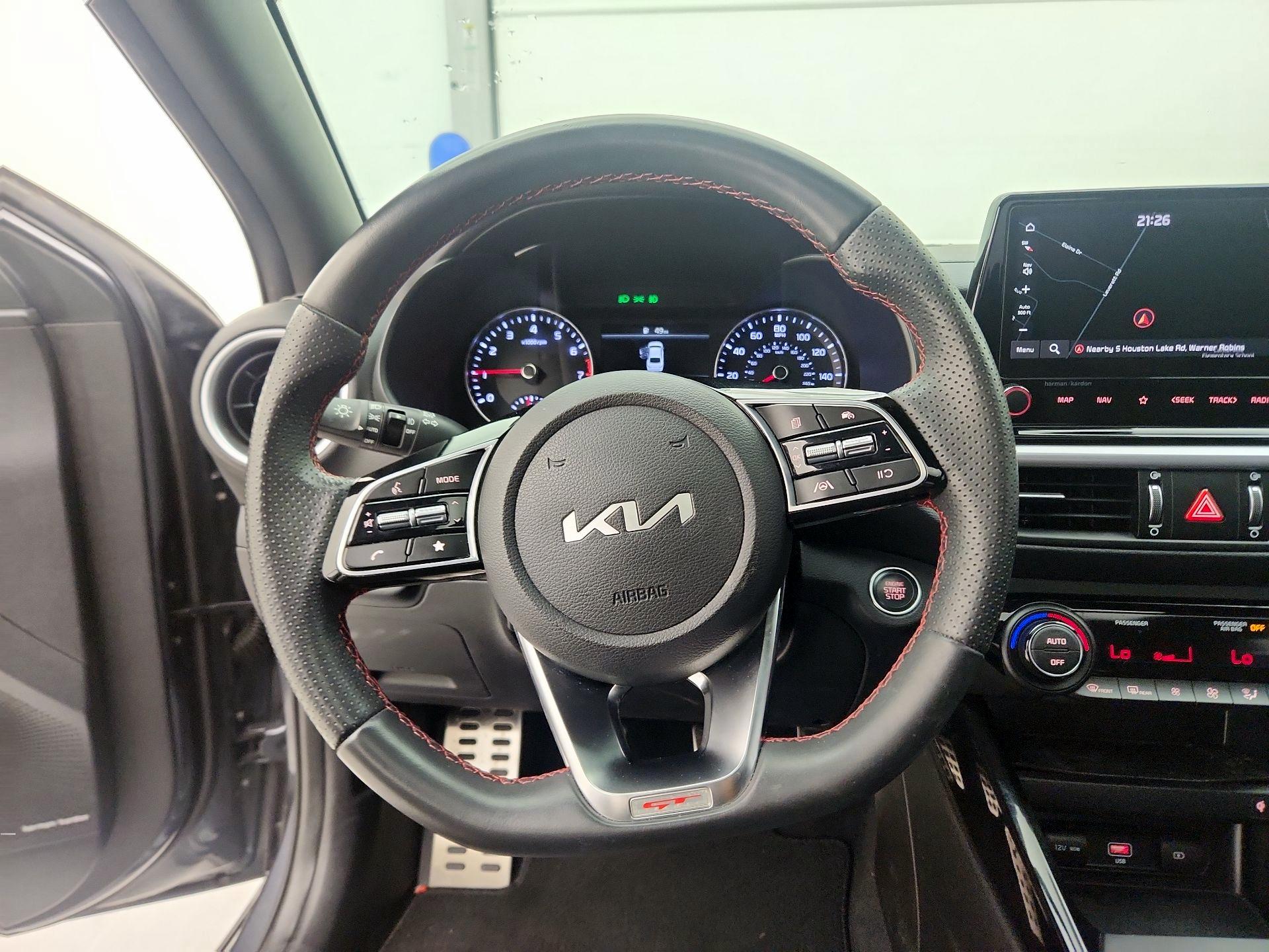 Thumbnail: 2023 Kia Forte - 10