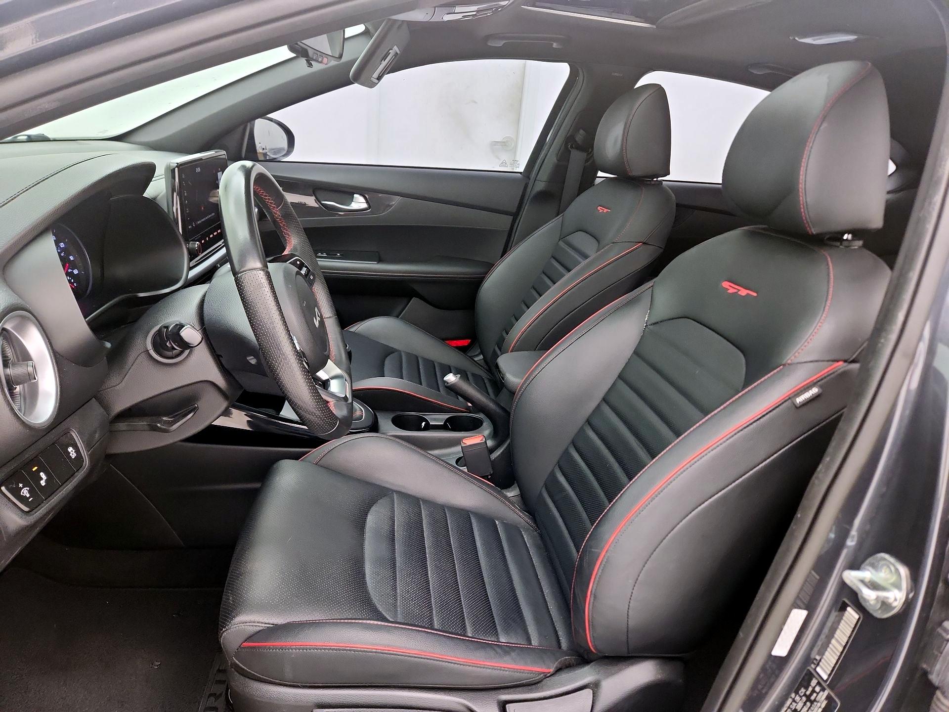 Thumbnail: 2023 Kia Forte - 11