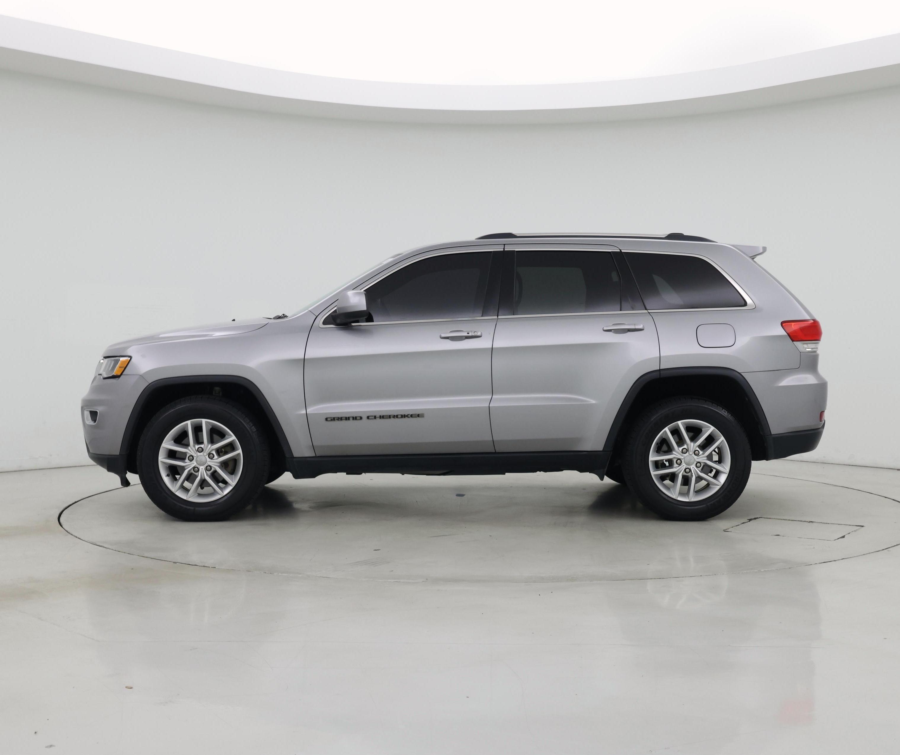 Thumbnail: 2017 Jeep Grand Cherokee - 3