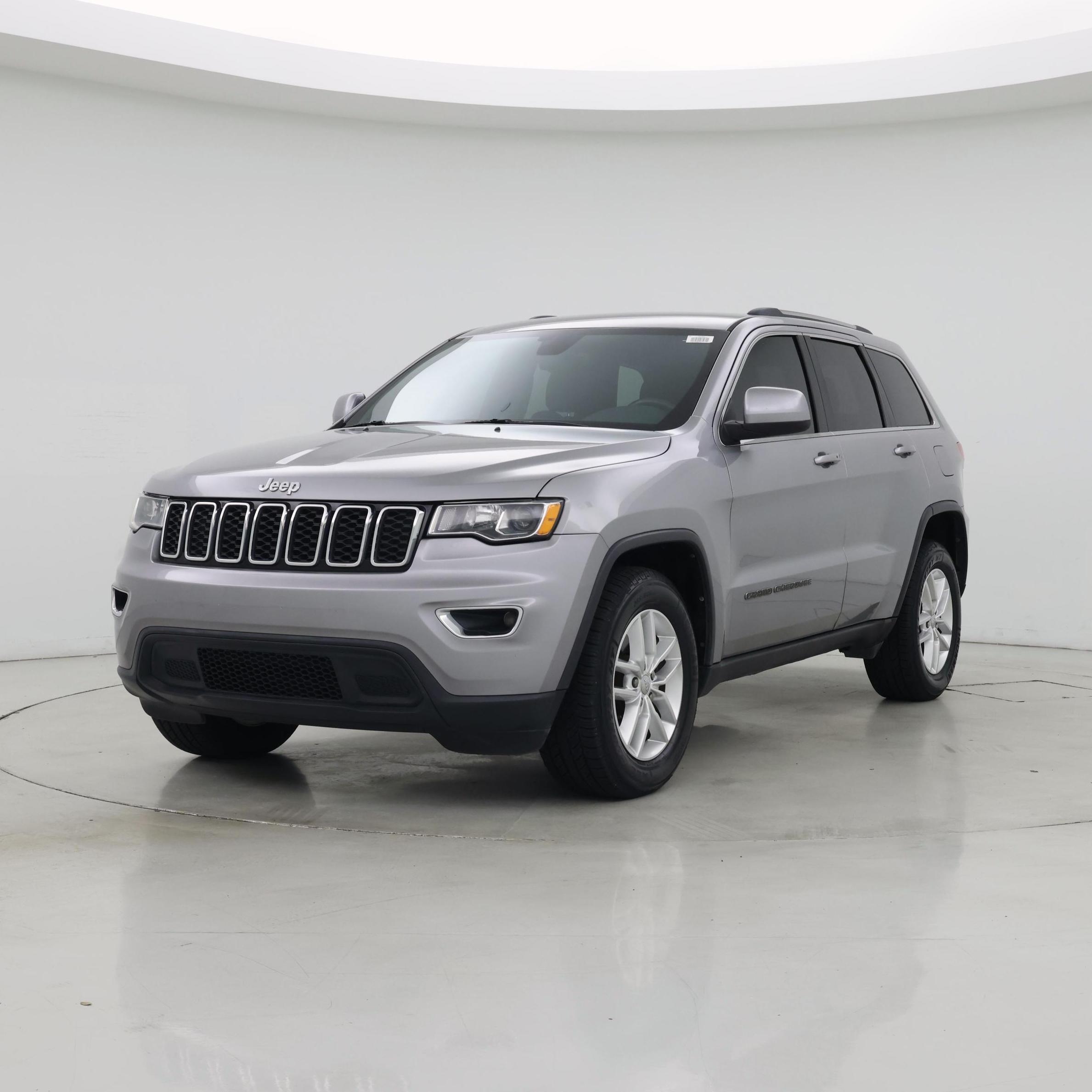 Thumbnail: 2017 Jeep Grand Cherokee - 4