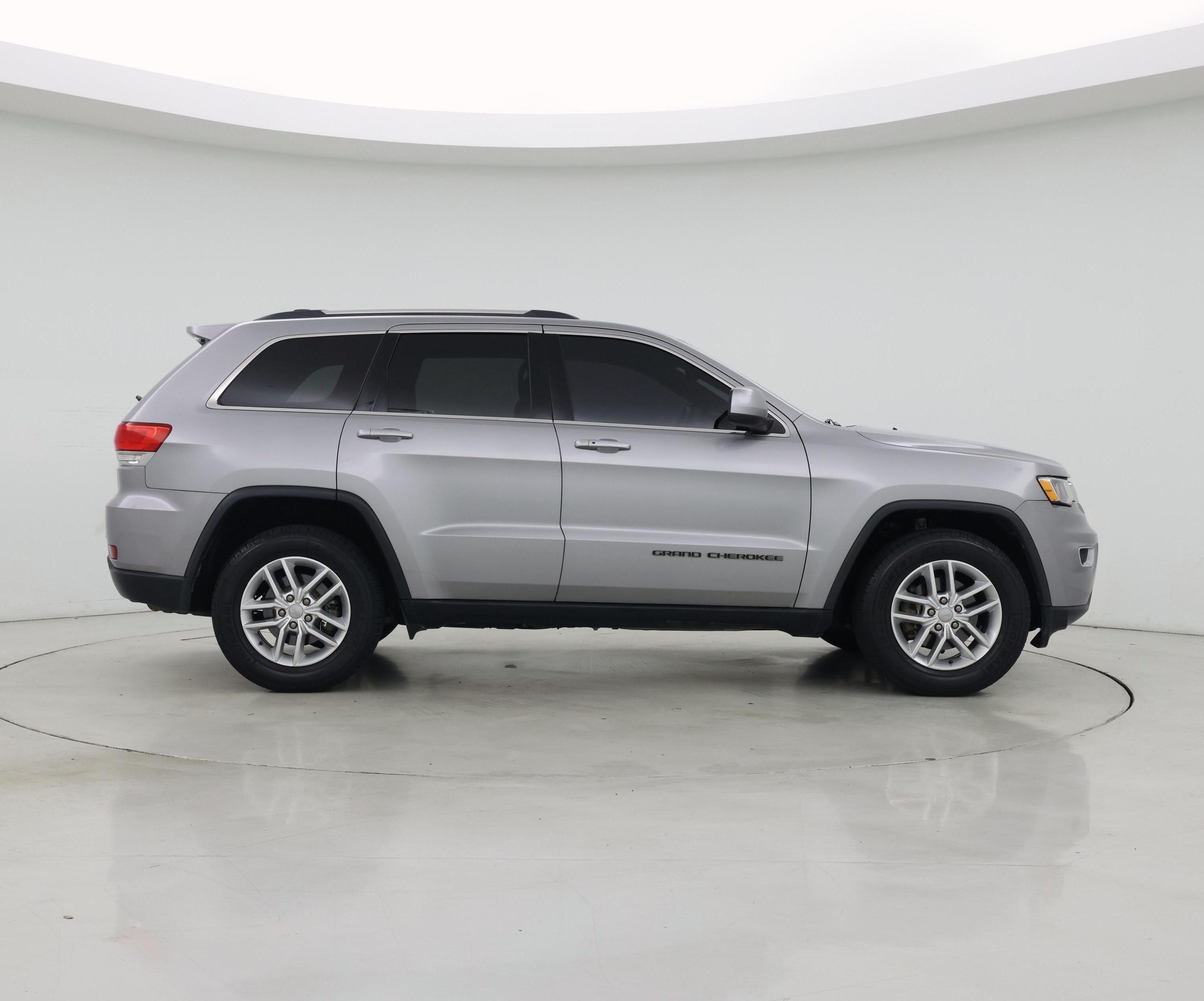 Thumbnail: 2017 Jeep Grand Cherokee - 7