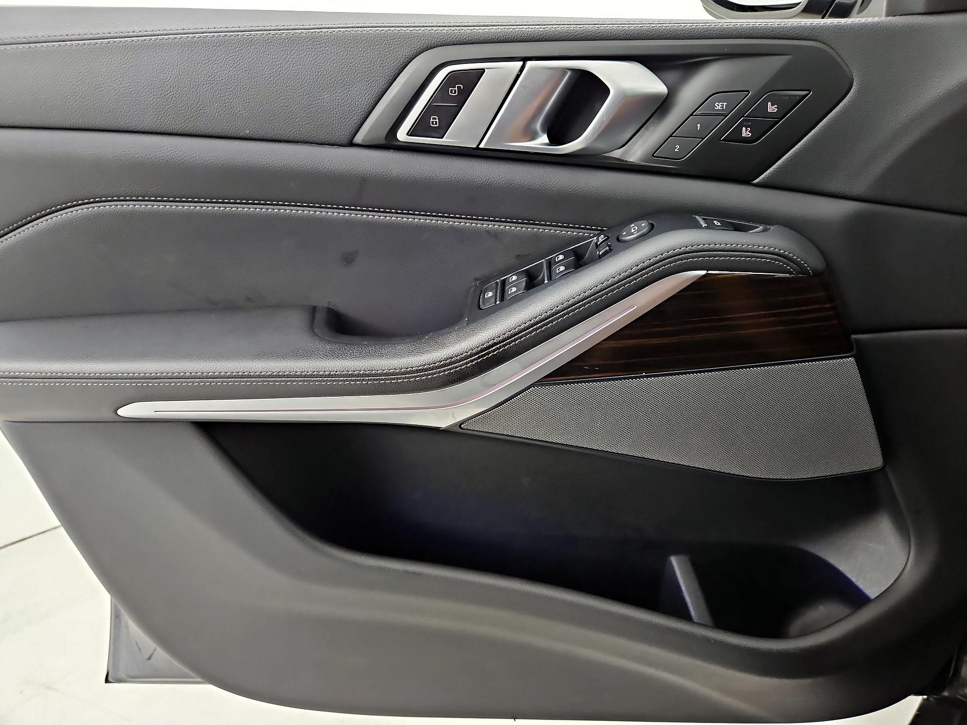 Thumbnail: 2020 BMW X5 - 12