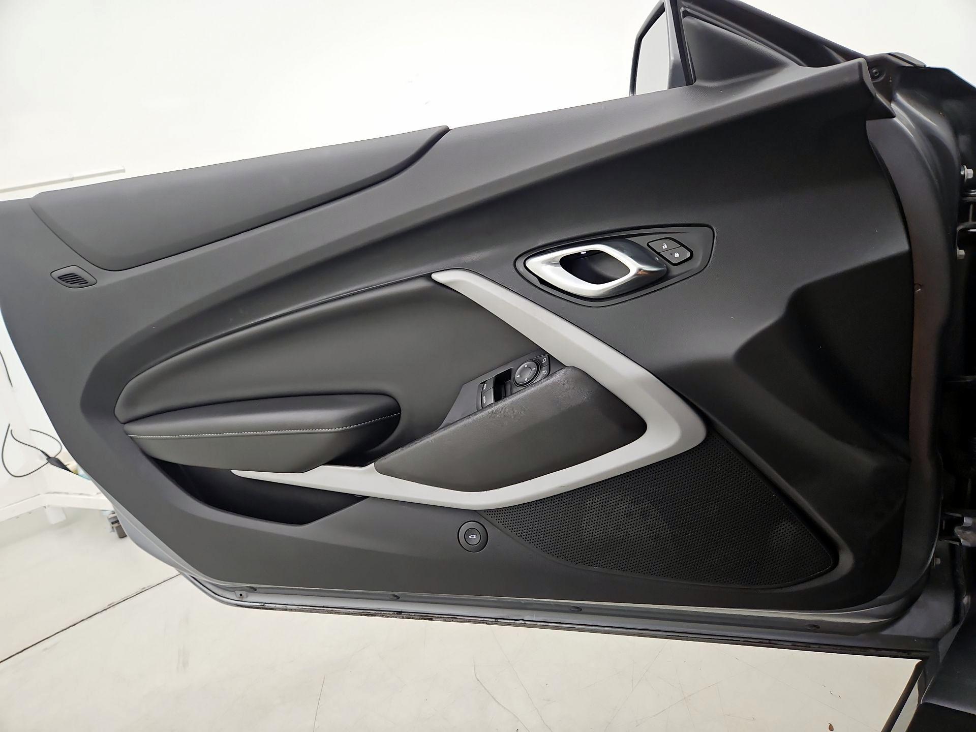 Thumbnail: 2020 Chevrolet Camaro - 12