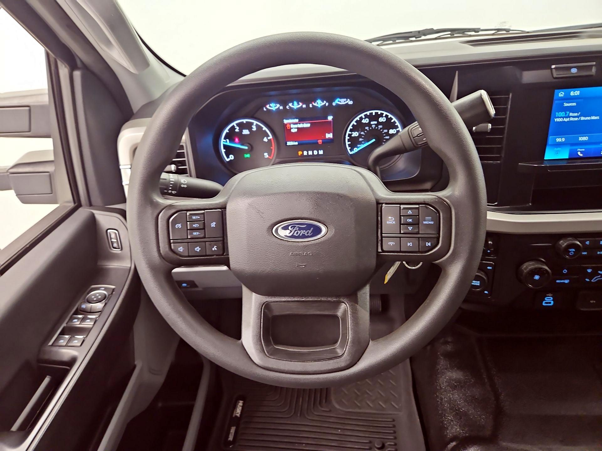 Thumbnail: 2023 Ford F-350 - 10