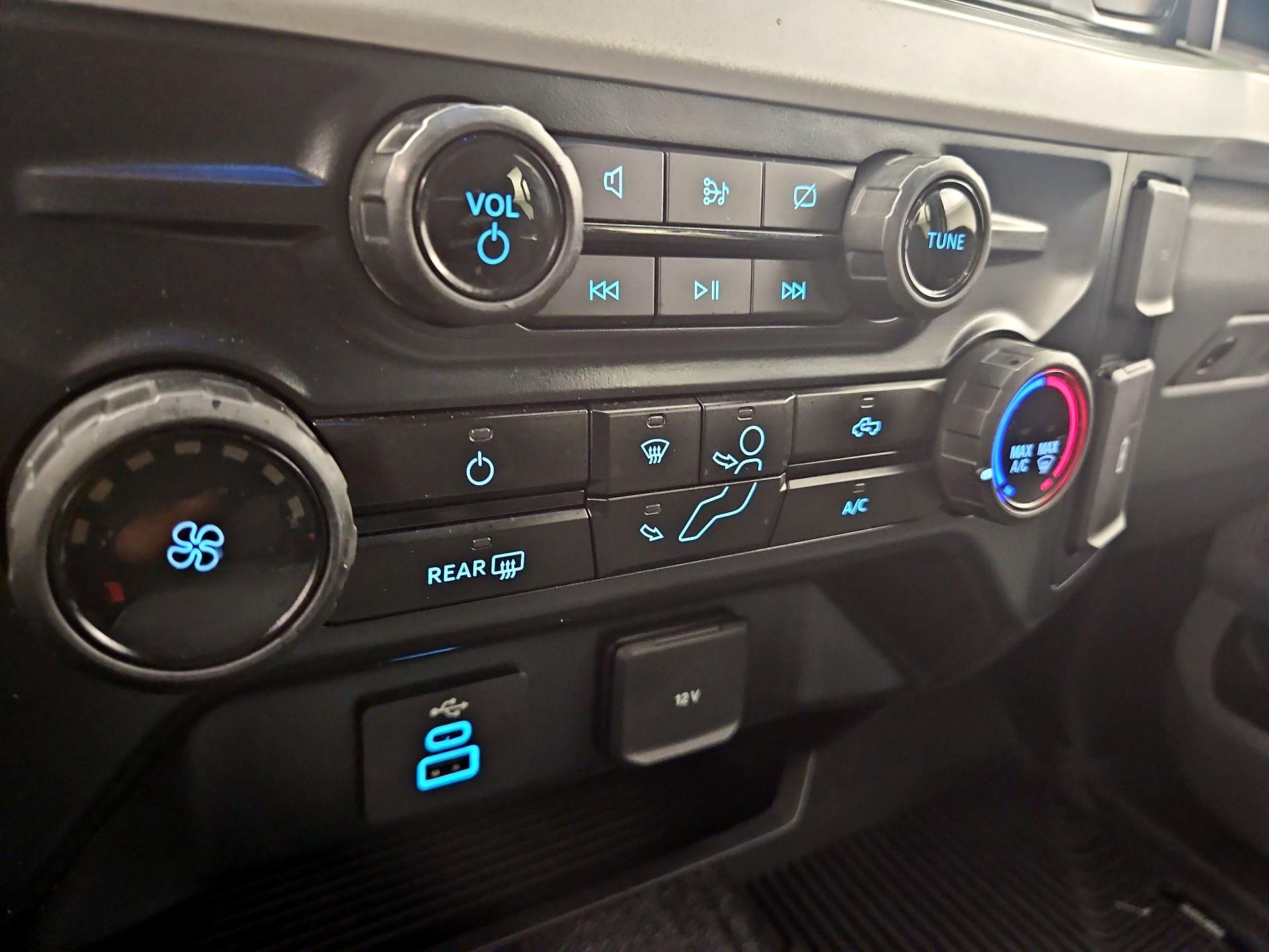 Thumbnail: 2023 Ford F-350 - 16