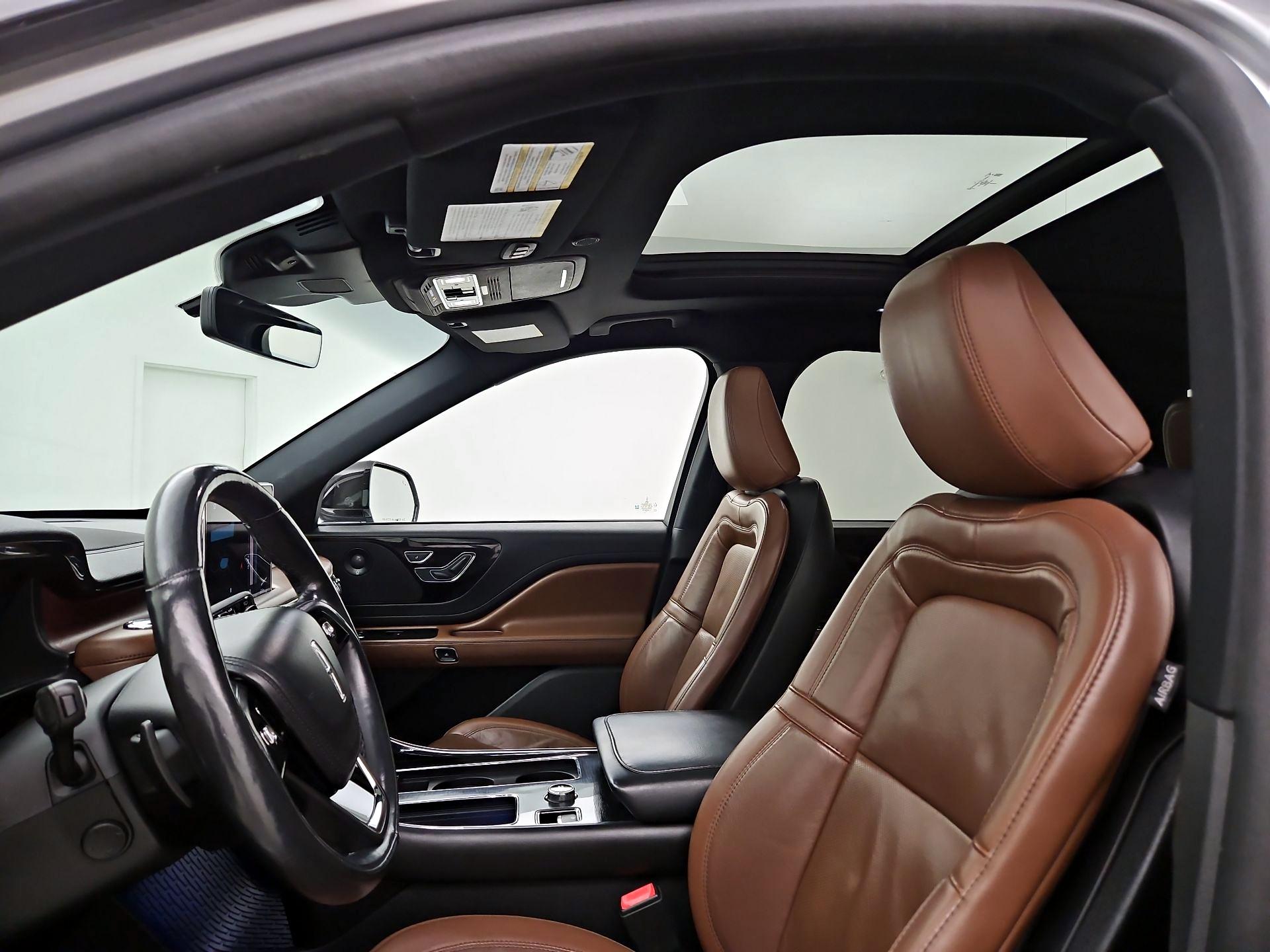 Thumbnail: 2021 Lincoln Aviator - 20