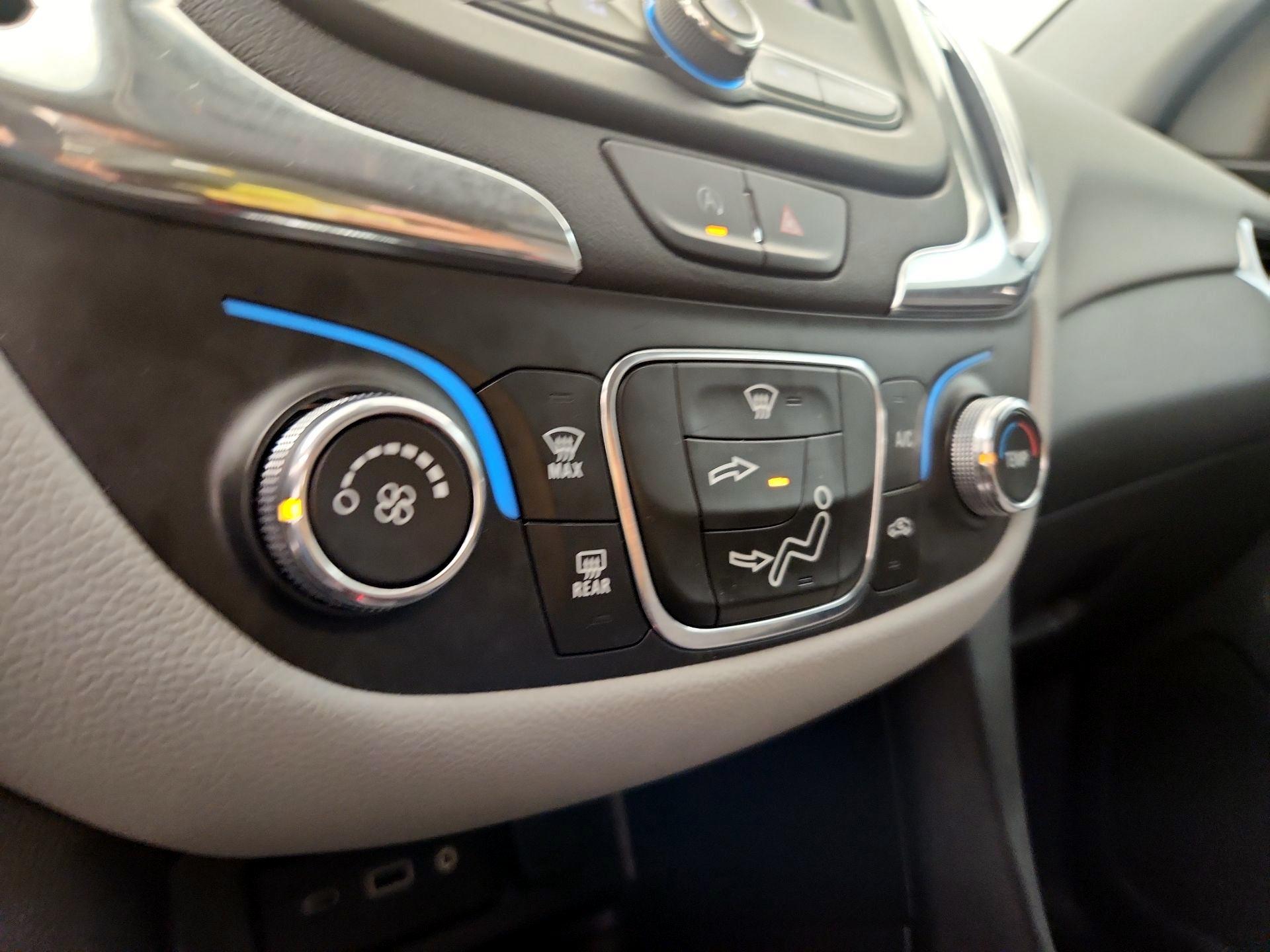 Thumbnail: 2023 Chevrolet Equinox - 16