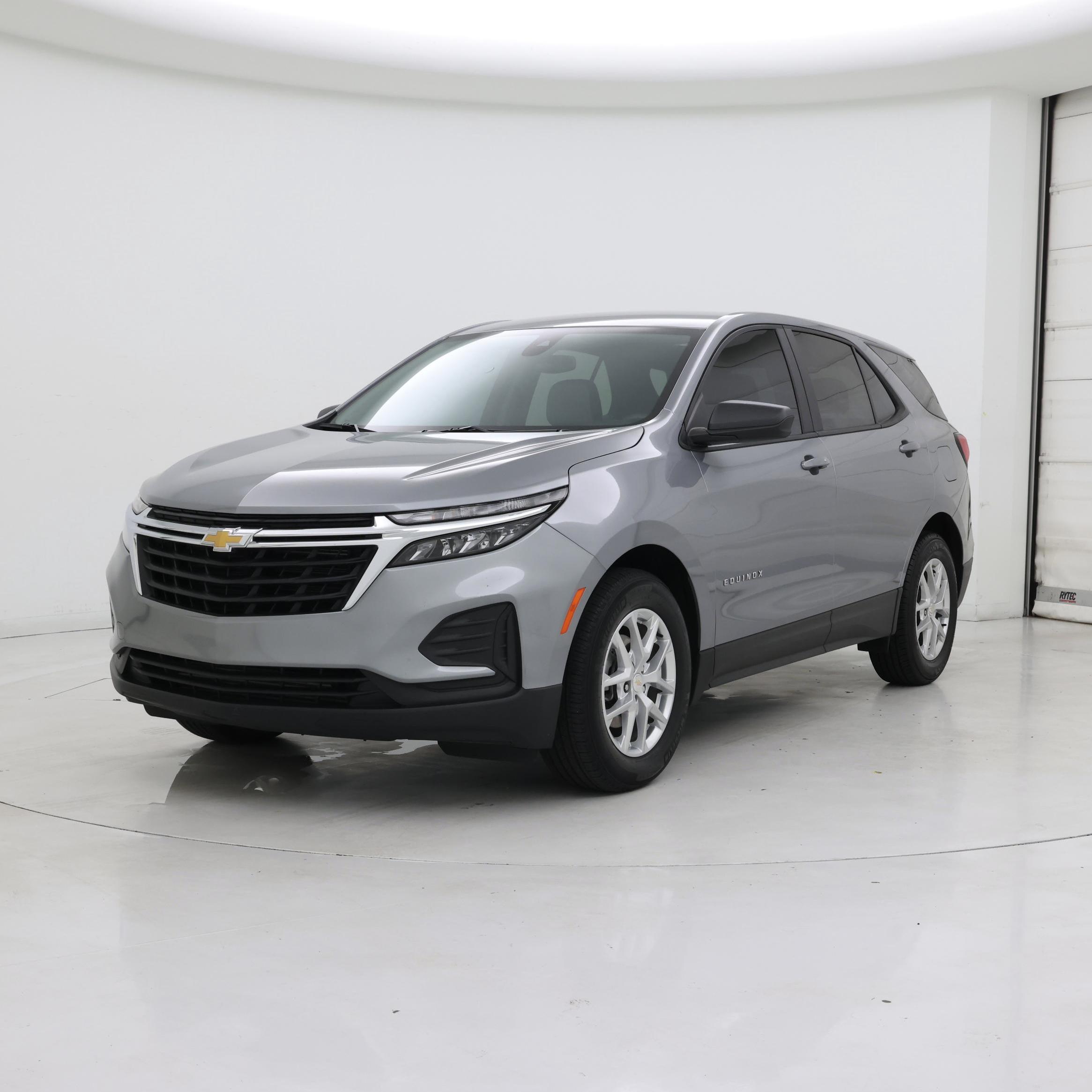 Thumbnail: 2023 Chevrolet Equinox - 4