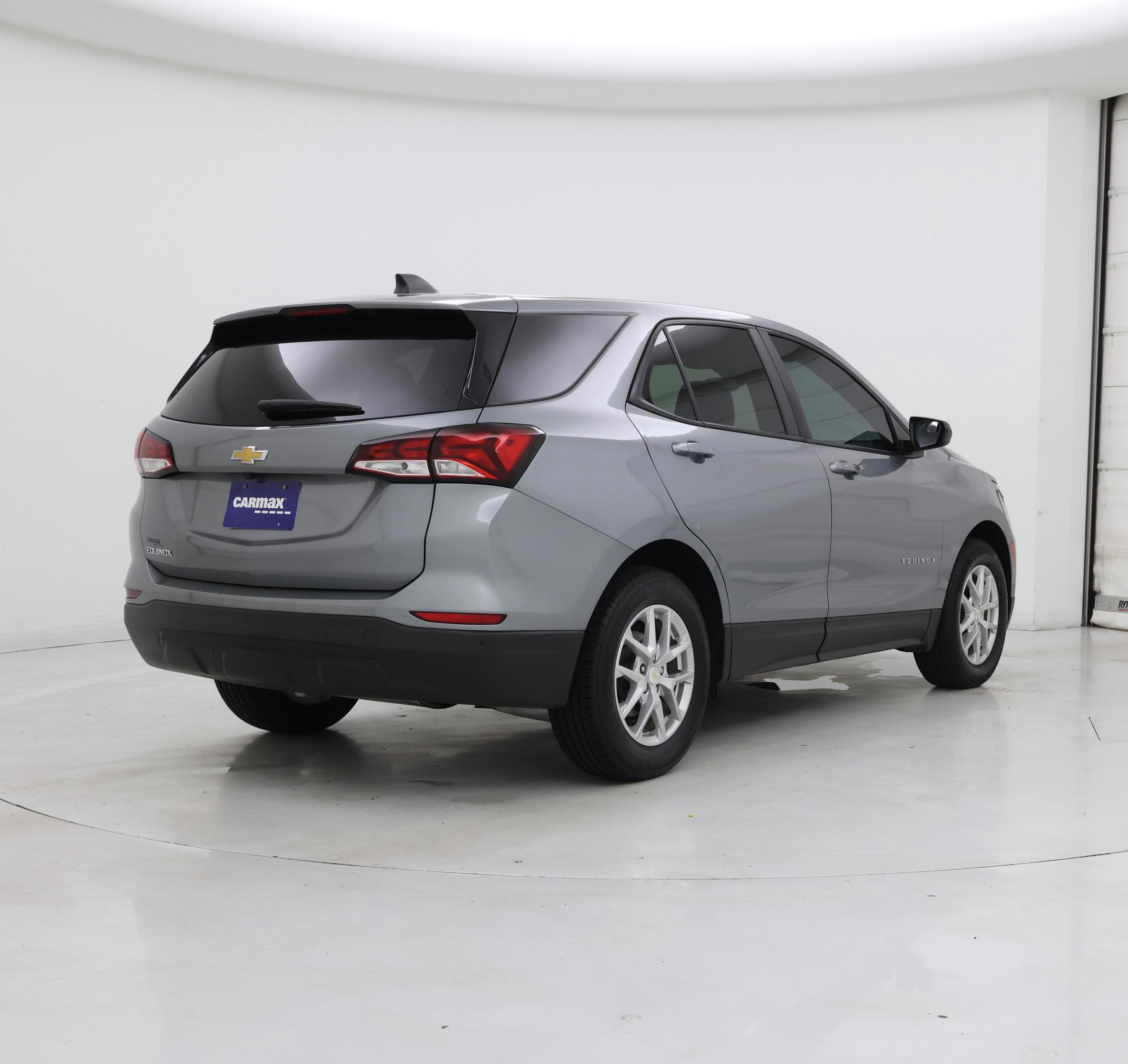 Thumbnail: 2023 Chevrolet Equinox - 8