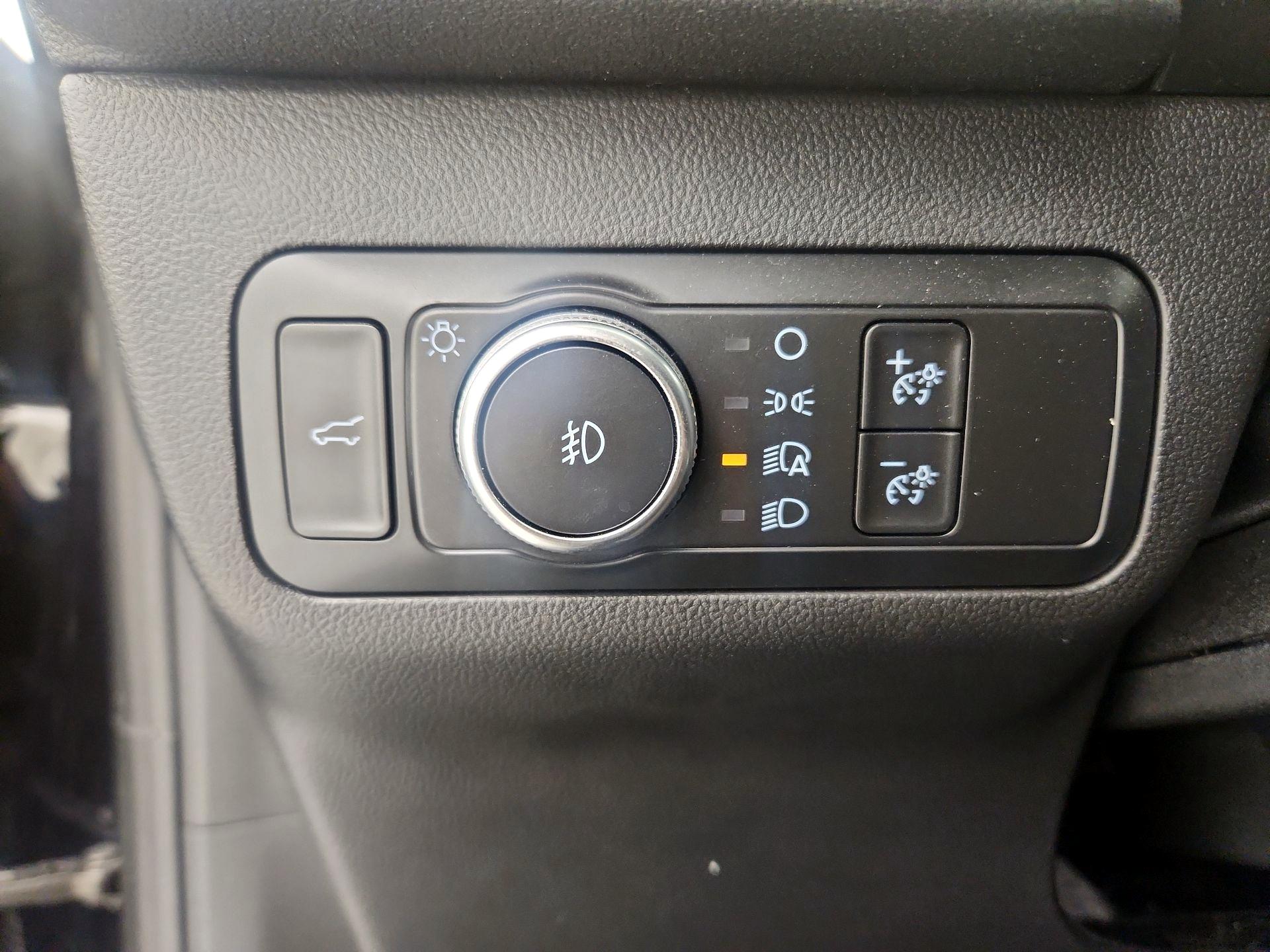 Thumbnail: 2020 Ford Escape - 13