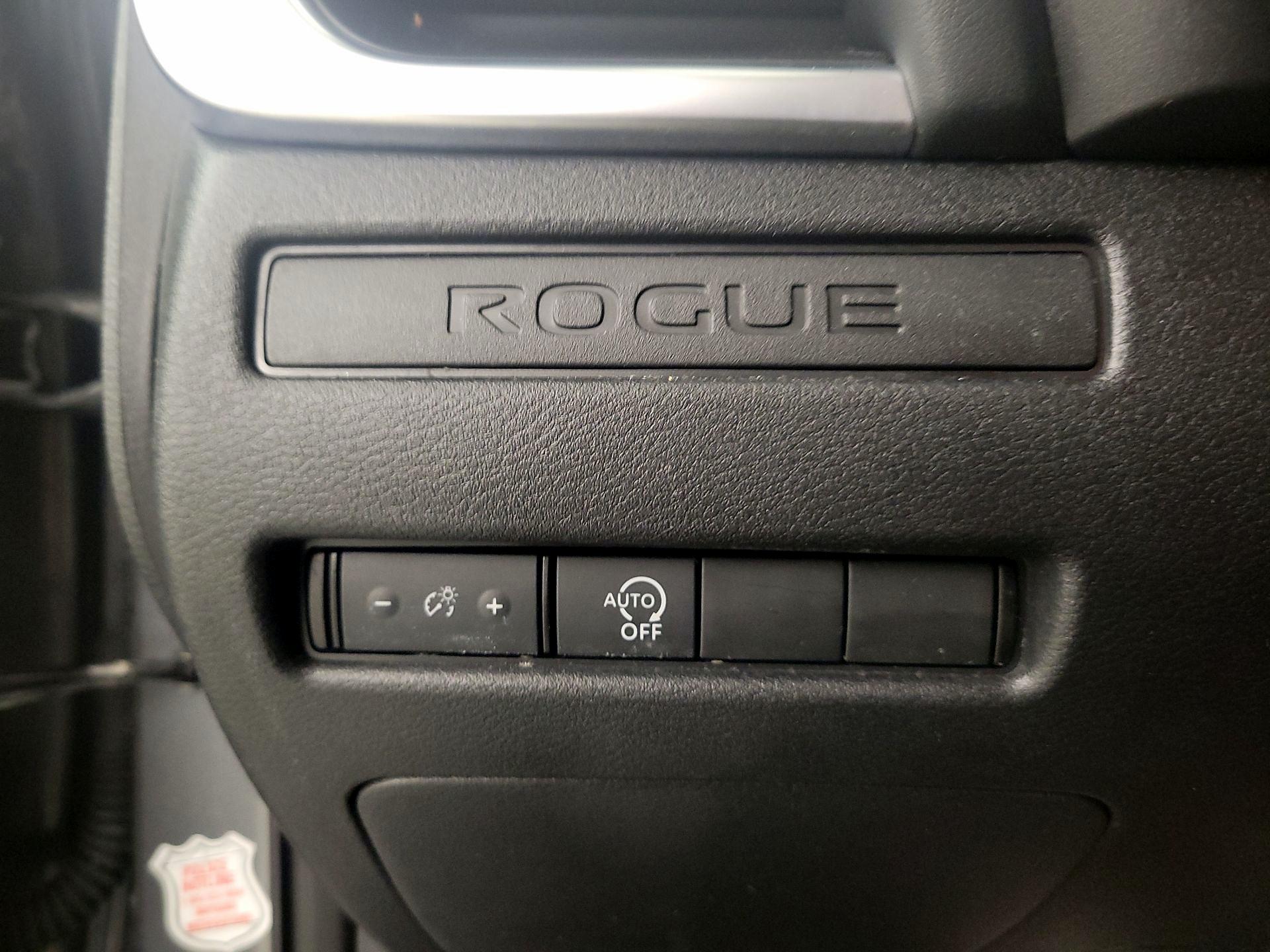 Thumbnail: 2023 Nissan Rogue - 11