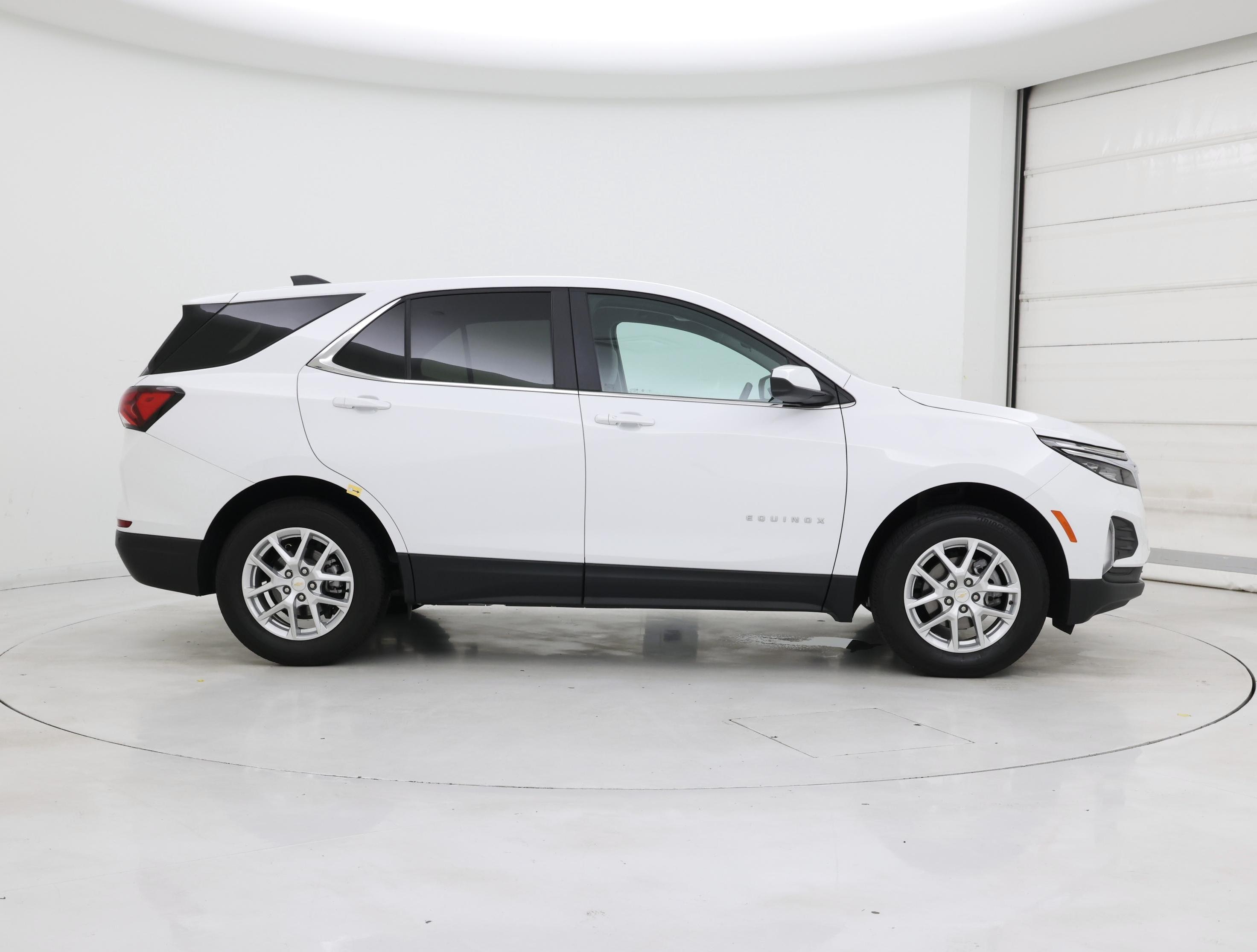 Thumbnail: 2023 Chevrolet Equinox - 7