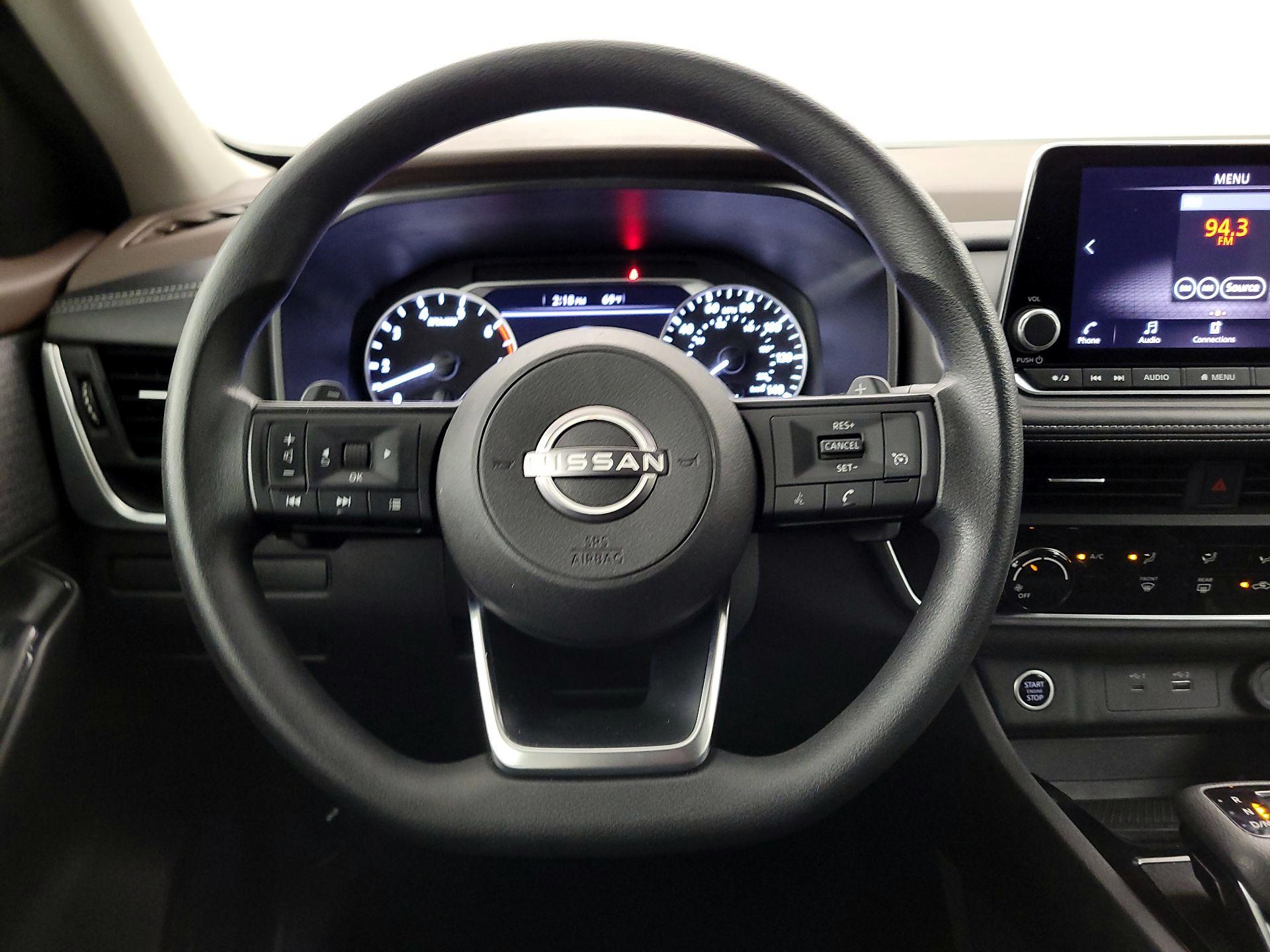 Thumbnail: 2023 Nissan Rogue - 10