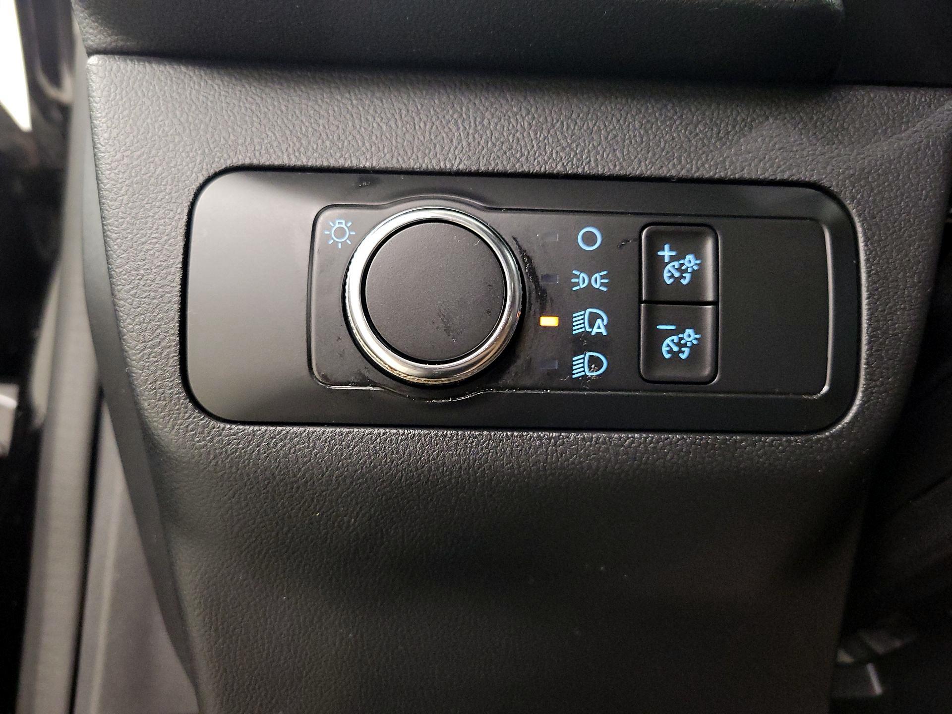 Thumbnail: 2021 Ford Escape - 11