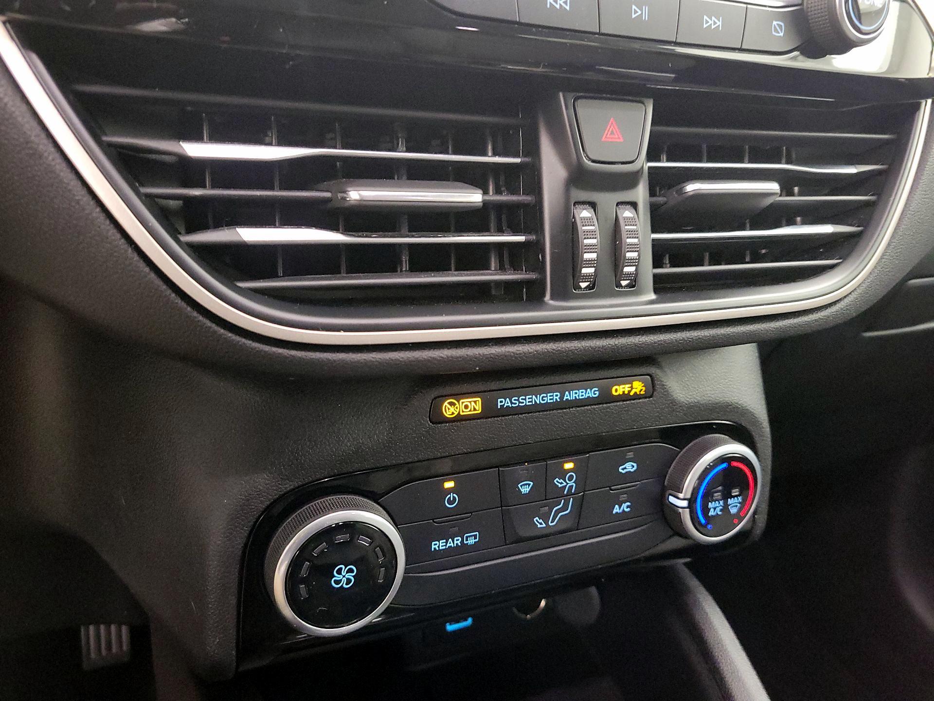 Thumbnail: 2021 Ford Escape - 14