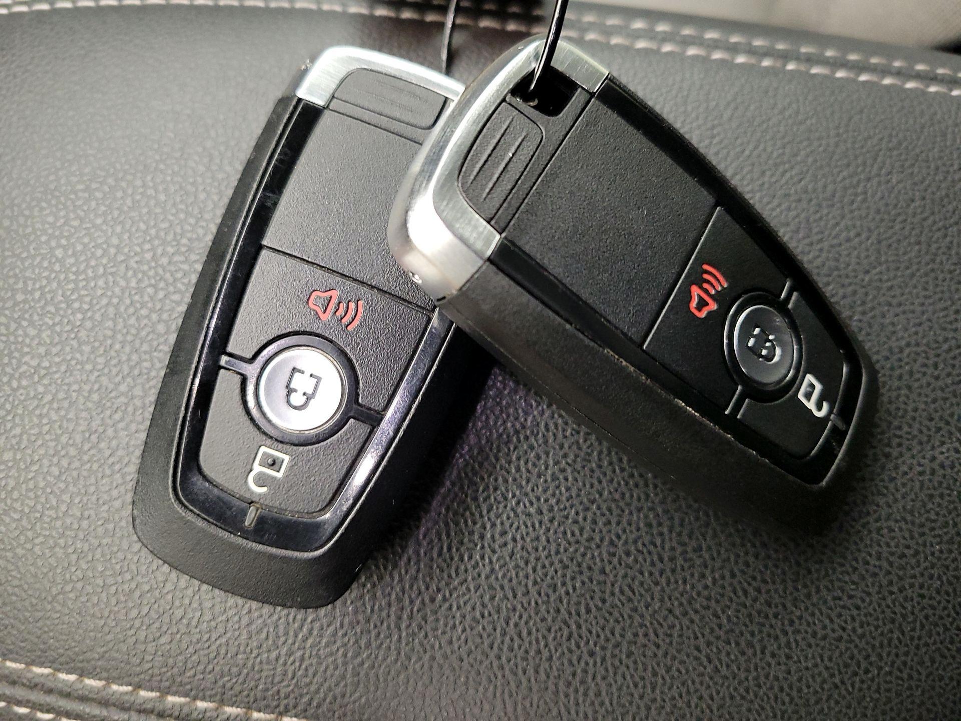 Thumbnail: 2021 Ford Escape - 20