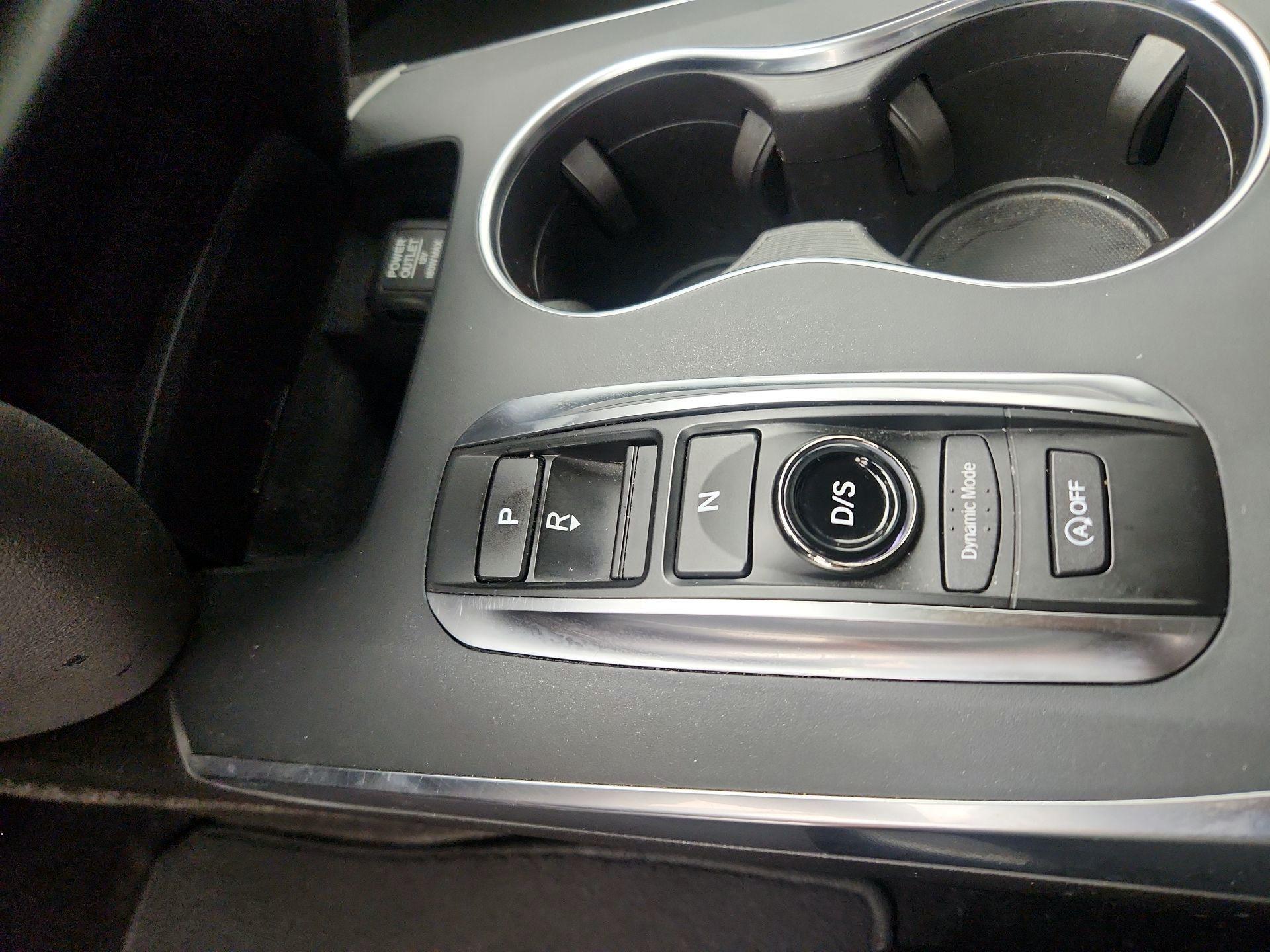 Thumbnail: 2020 Acura MDX - 18