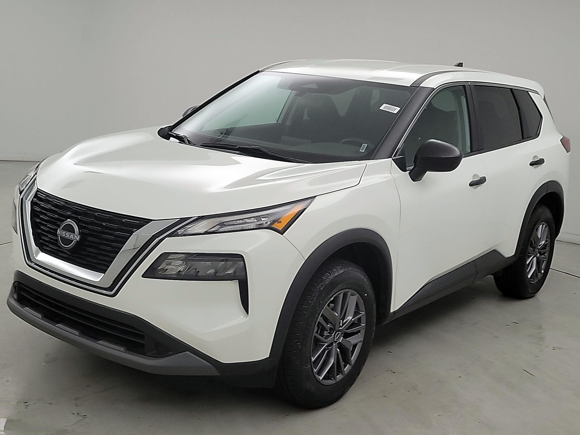 Thumbnail: 2023 Nissan Rogue - 3