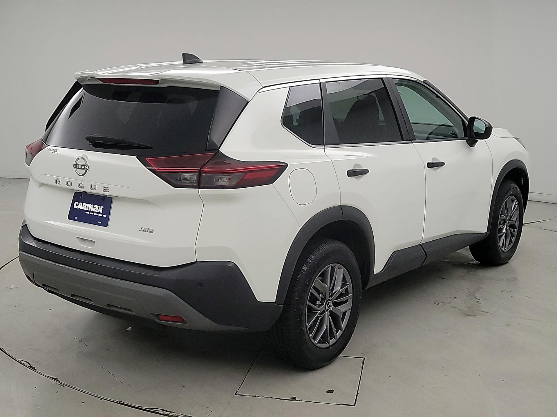 Thumbnail: 2023 Nissan Rogue - 5