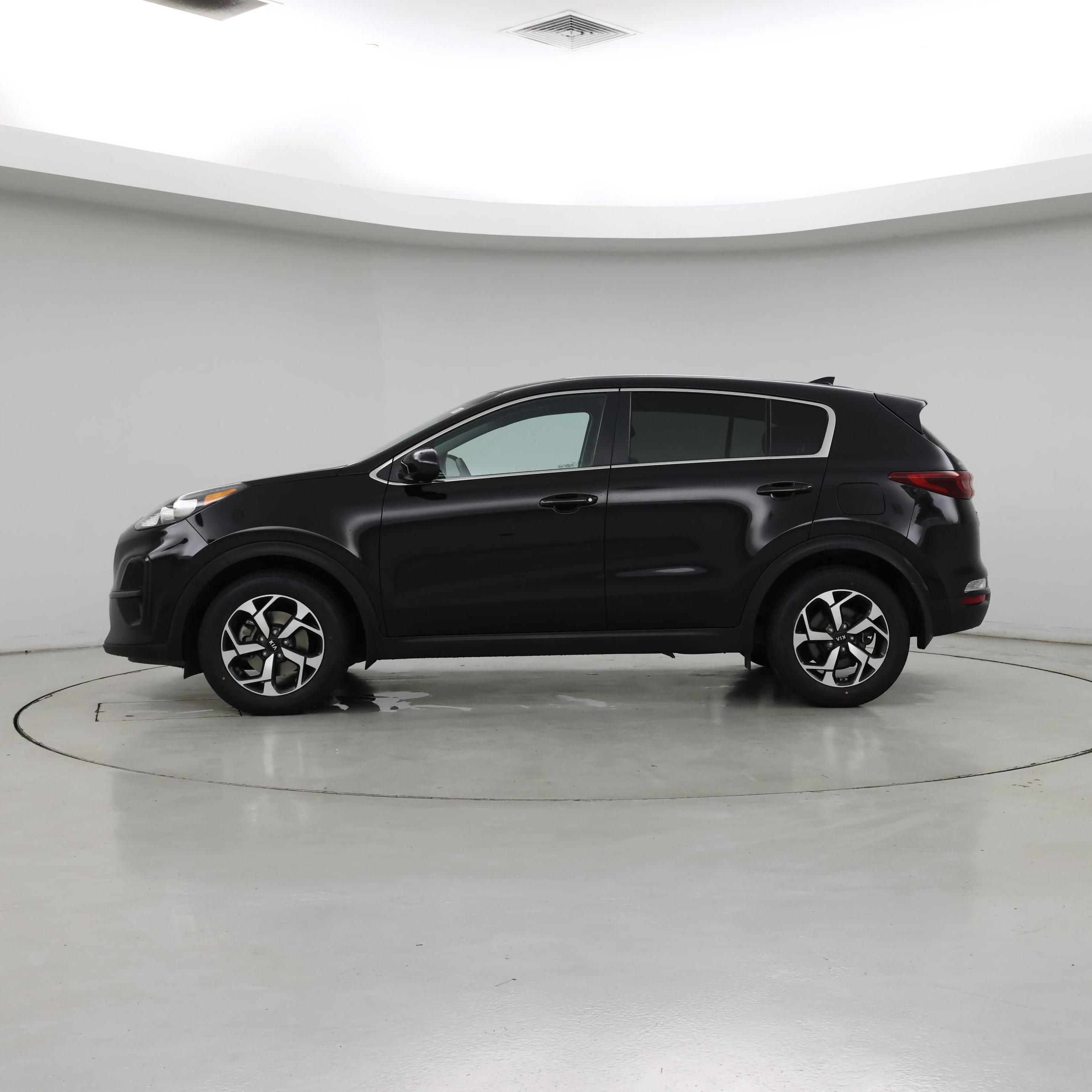 Thumbnail: 2021 Kia Sportage - 3