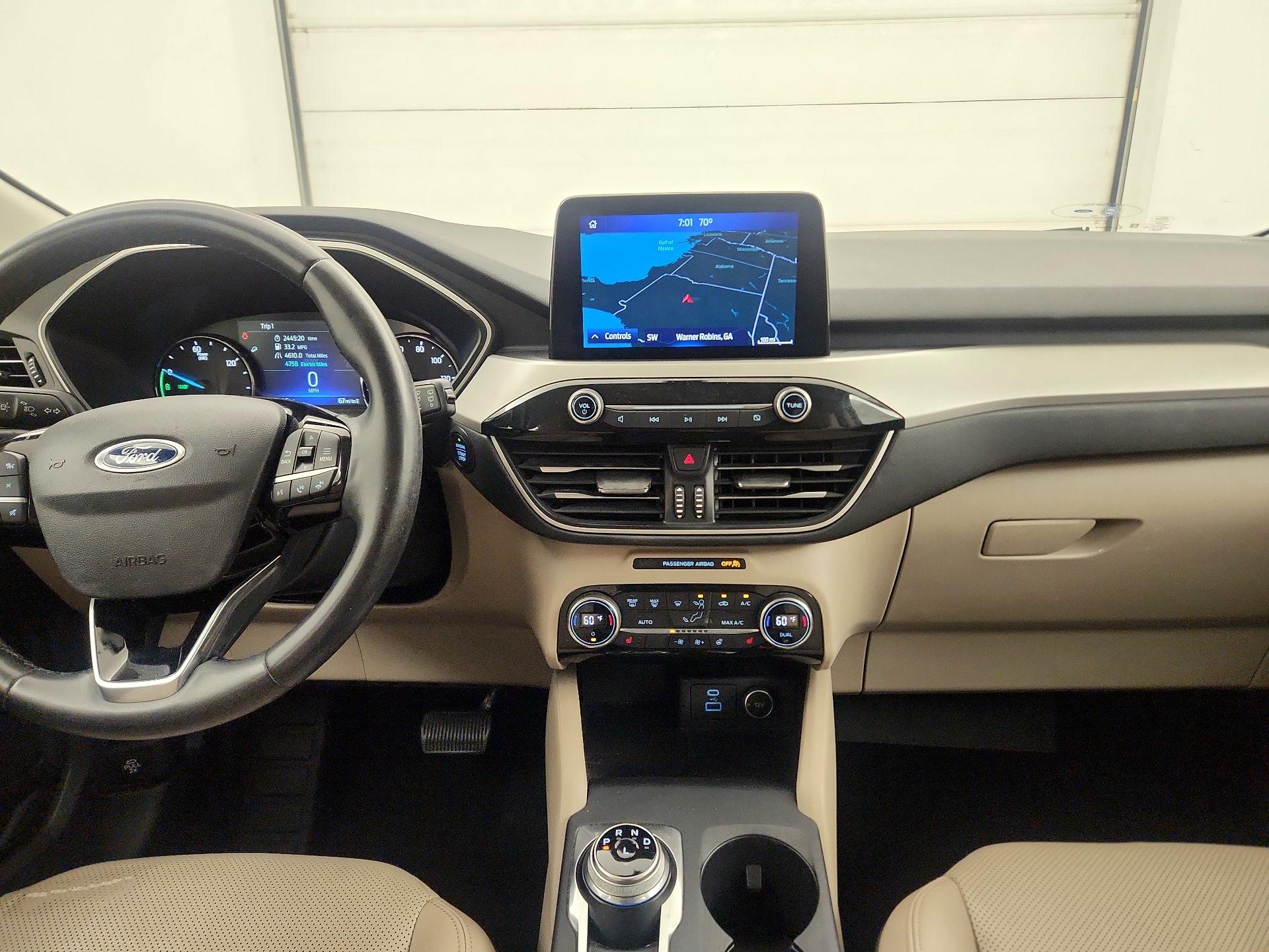 Thumbnail: 2021 Ford Escape - 9