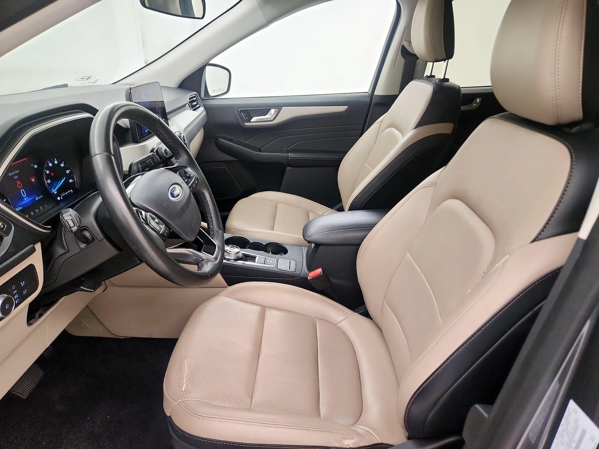 Thumbnail: 2021 Ford Escape - 11