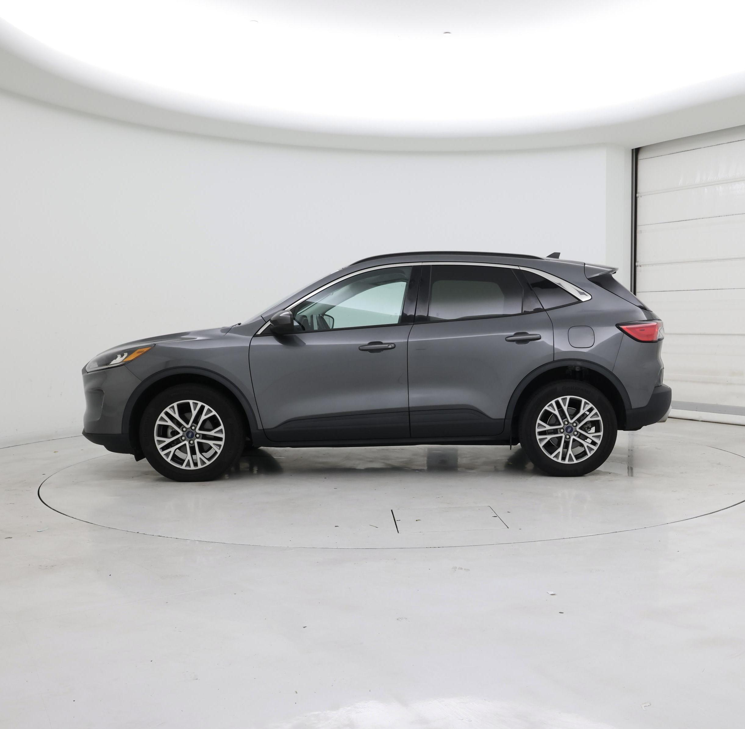 Thumbnail: 2021 Ford Escape - 3