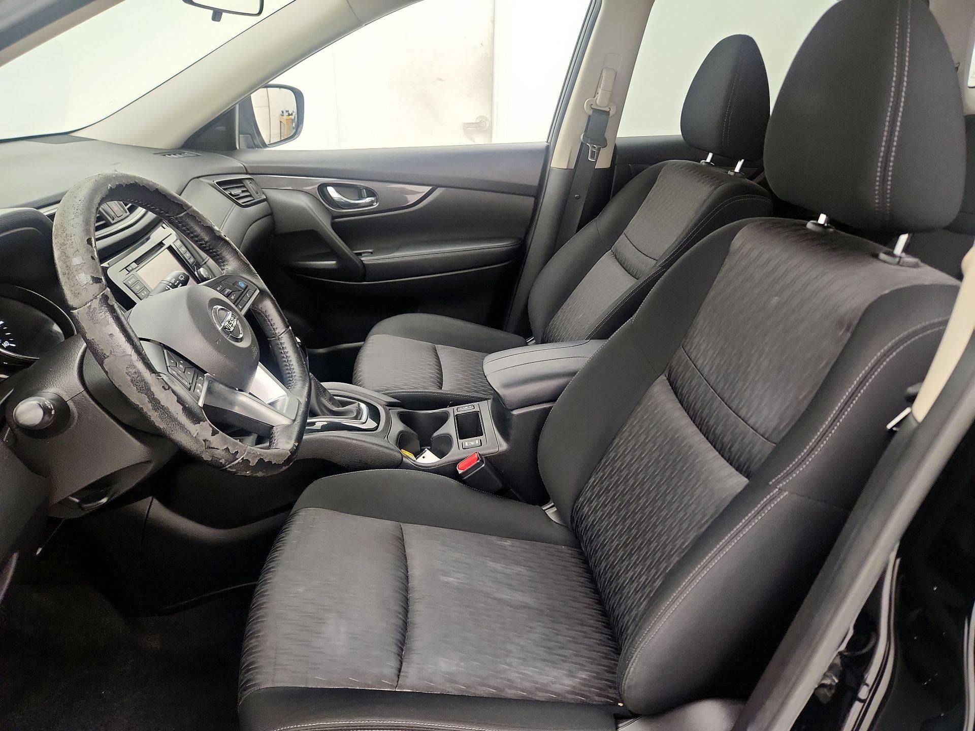 Thumbnail: 2020 Nissan Rogue - 11