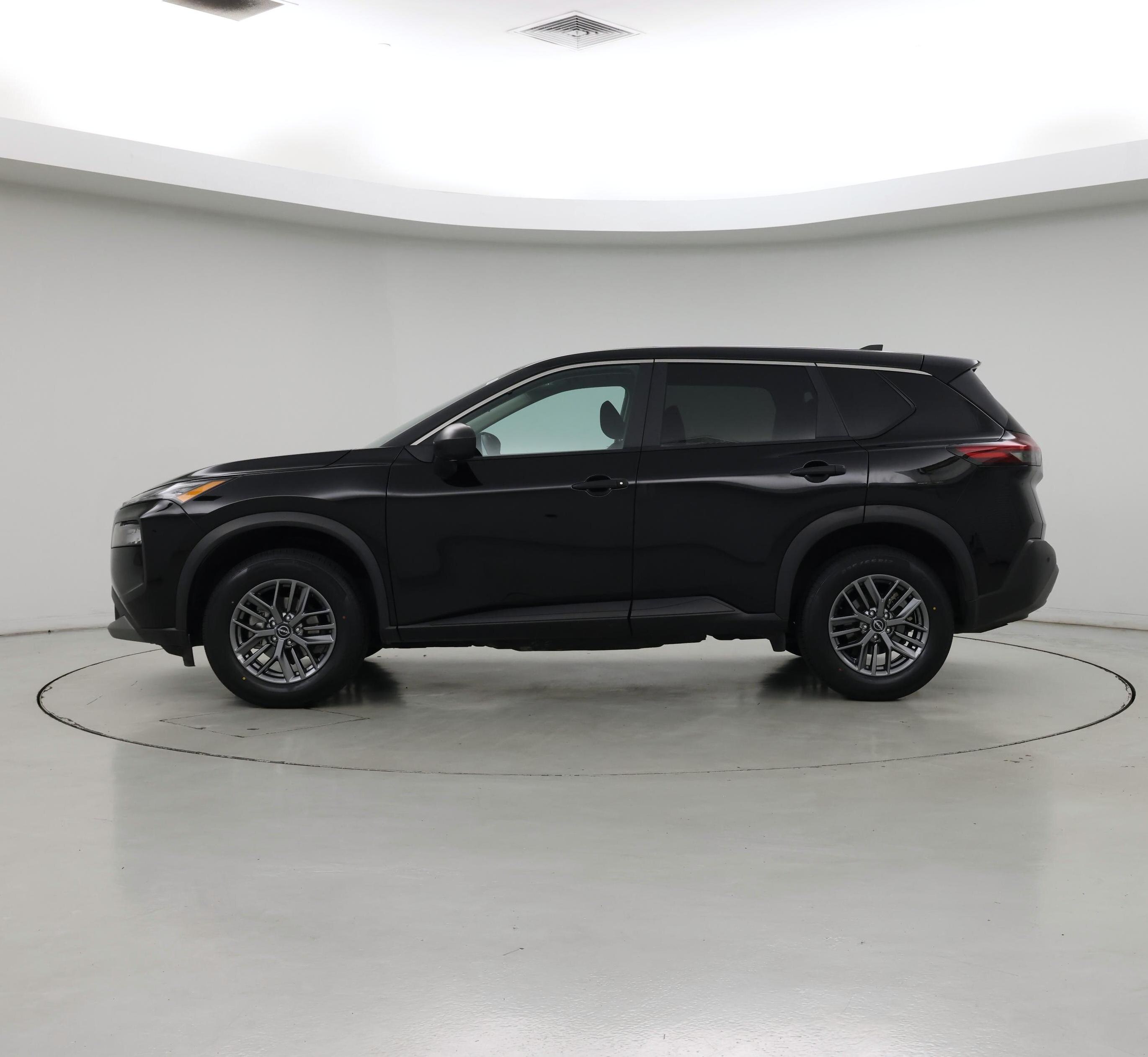 Thumbnail: 2023 Nissan Rogue - 3