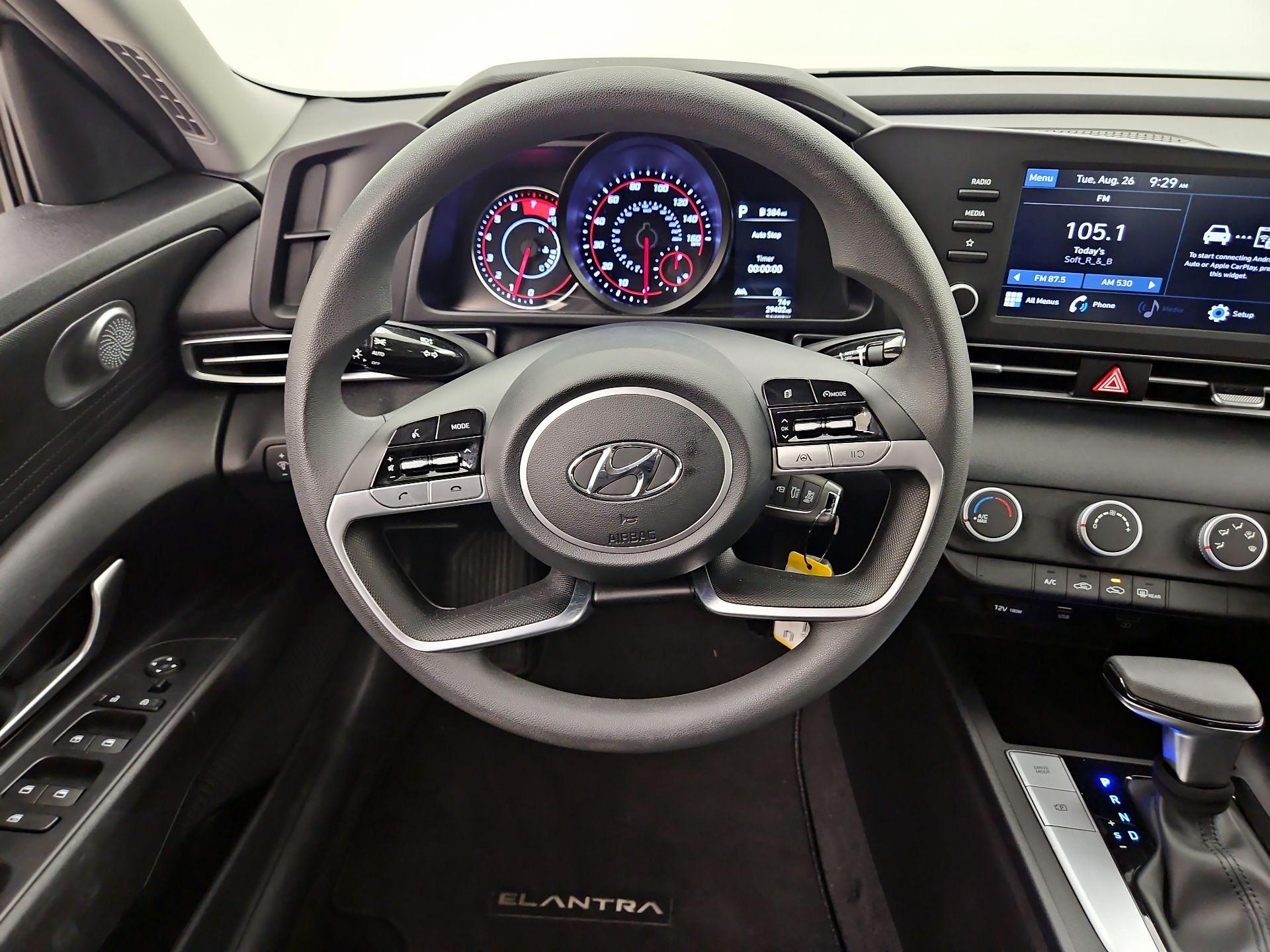 Thumbnail: 2021 Hyundai Elantra - 10