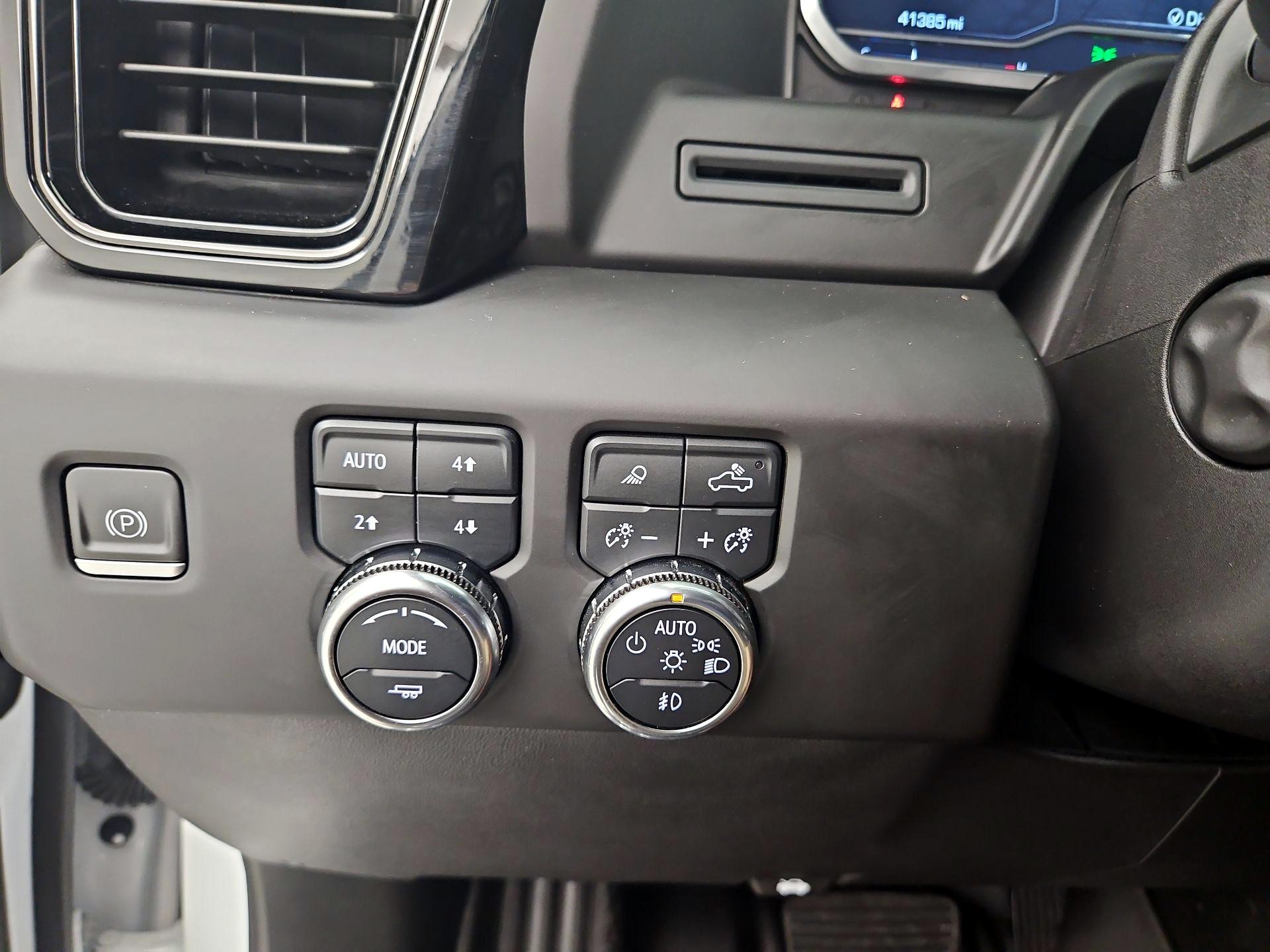 Thumbnail: 2023 GMC Sierra 1500 - 13