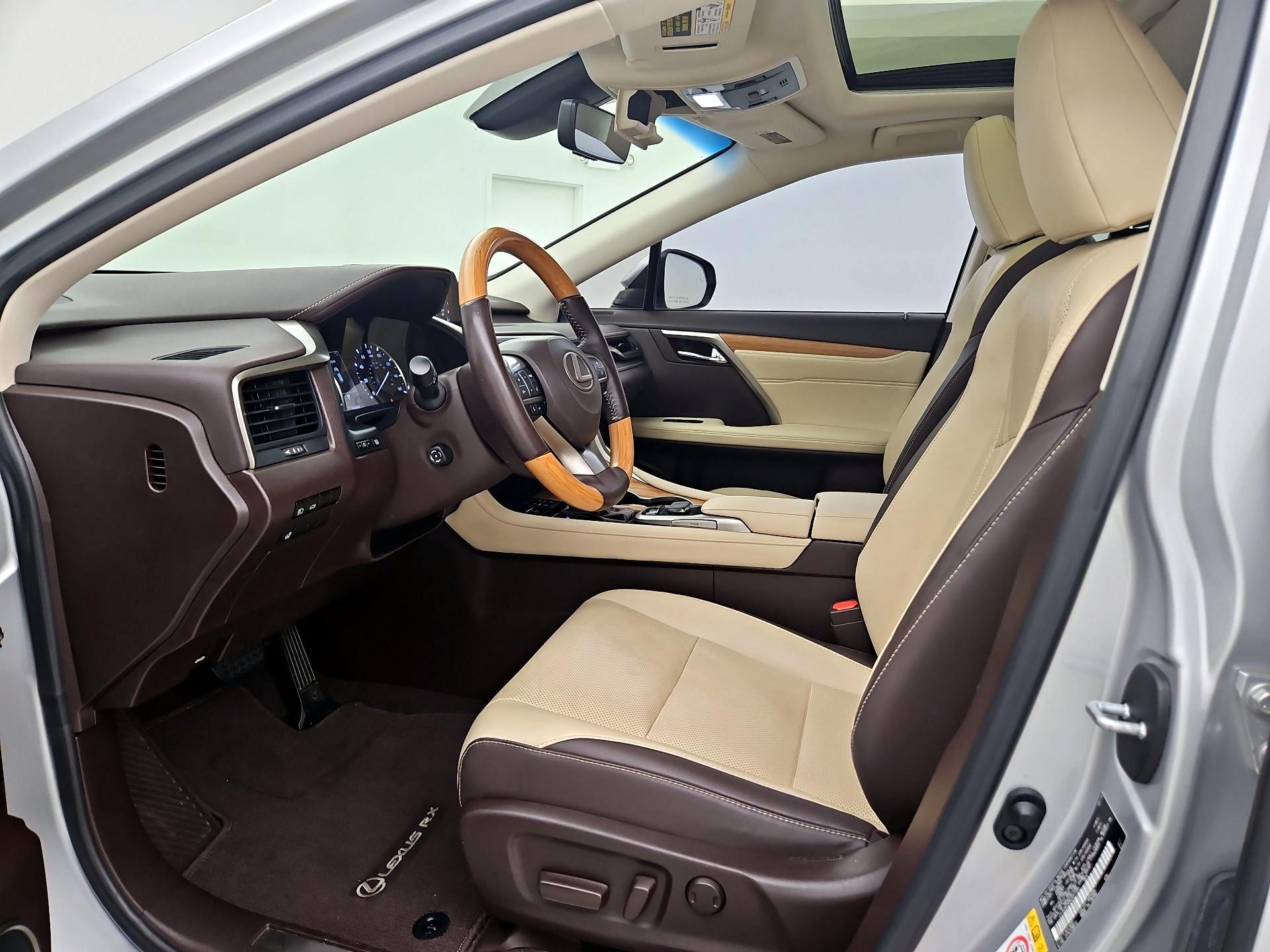 Thumbnail: 2019 Lexus RX - 11