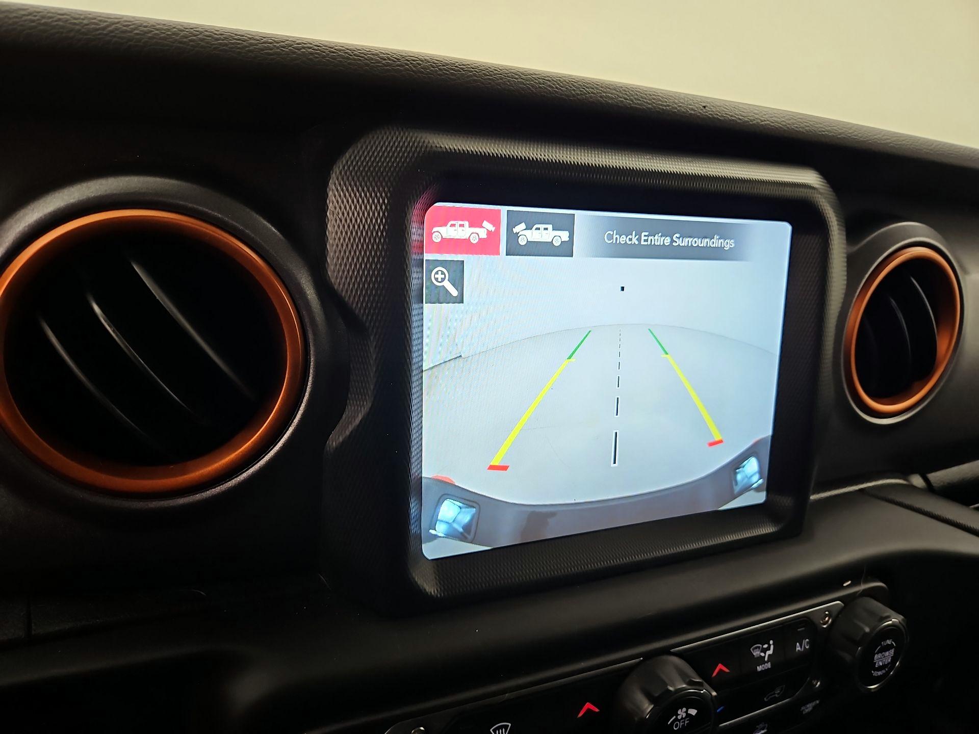 Thumbnail: 2021 Jeep Gladiator - 15