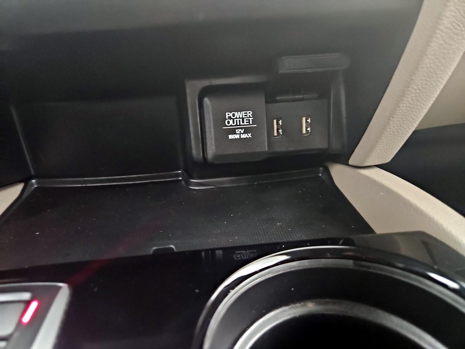 Thumbnail: 2018 Honda Pilot - 18