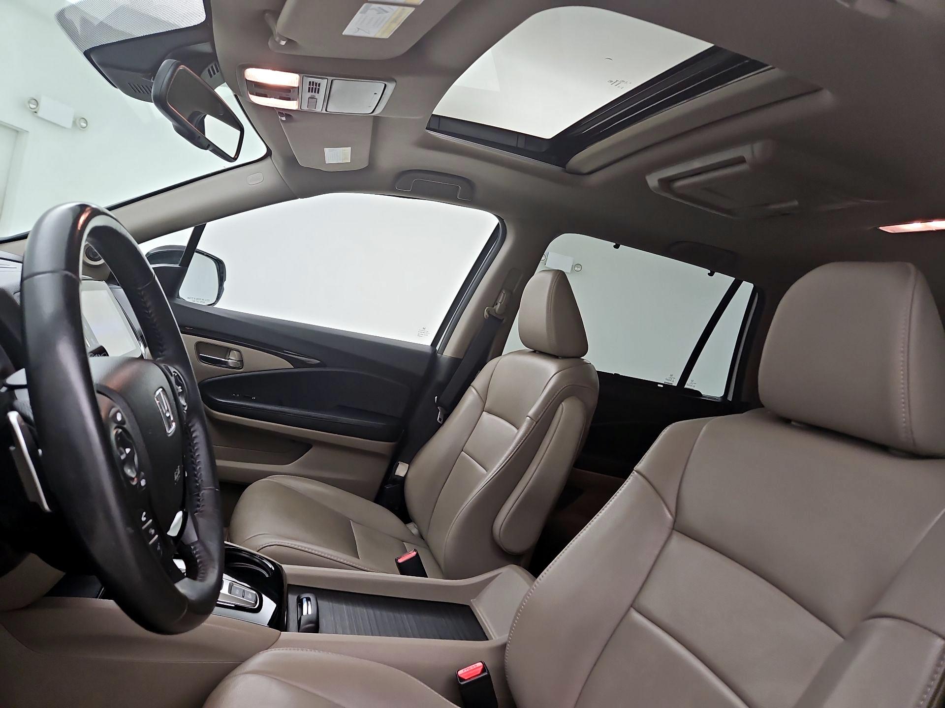 Thumbnail: 2018 Honda Pilot - 19