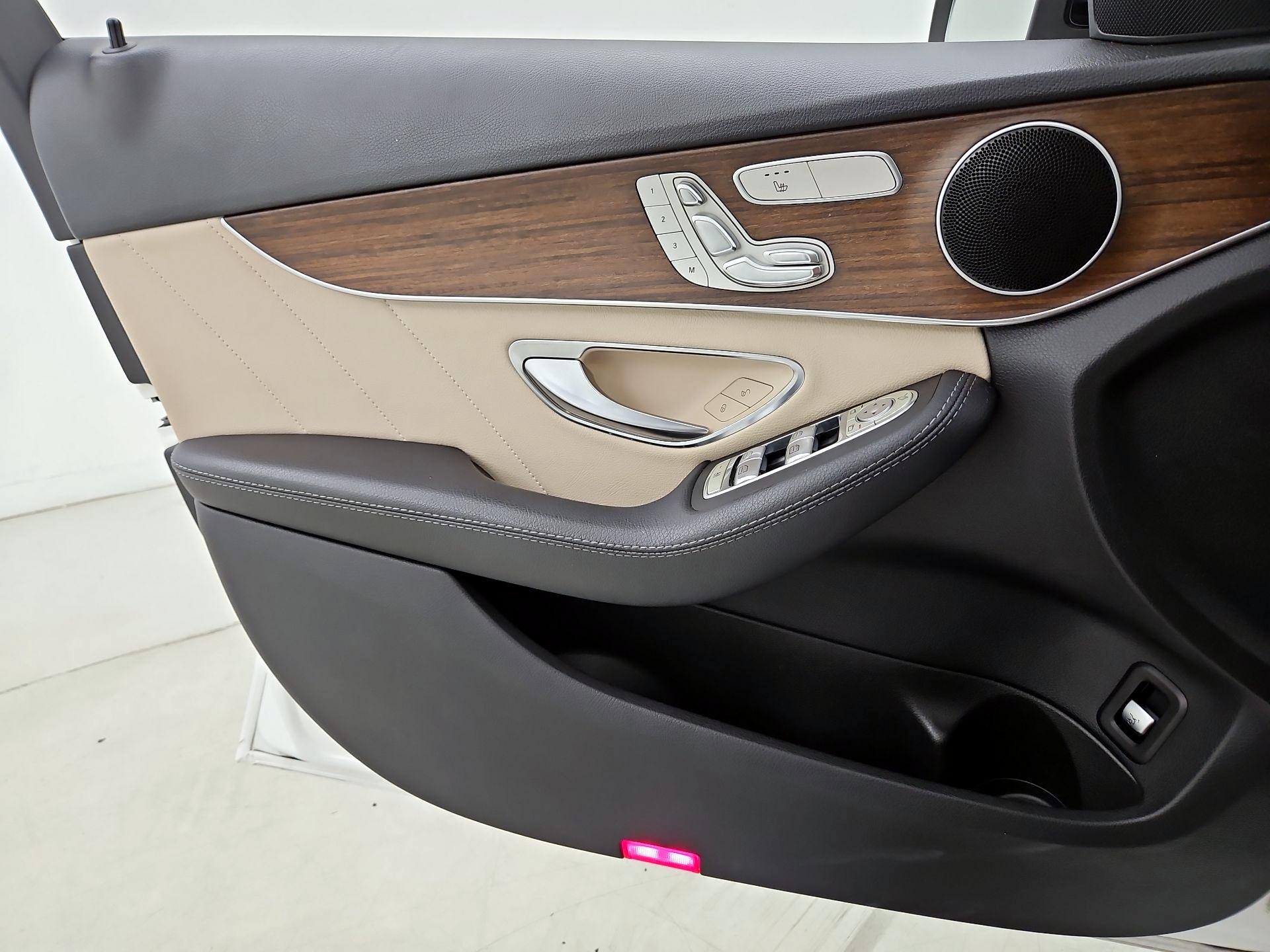 Thumbnail: 2019 Mercedes-Benz C-Class - 12