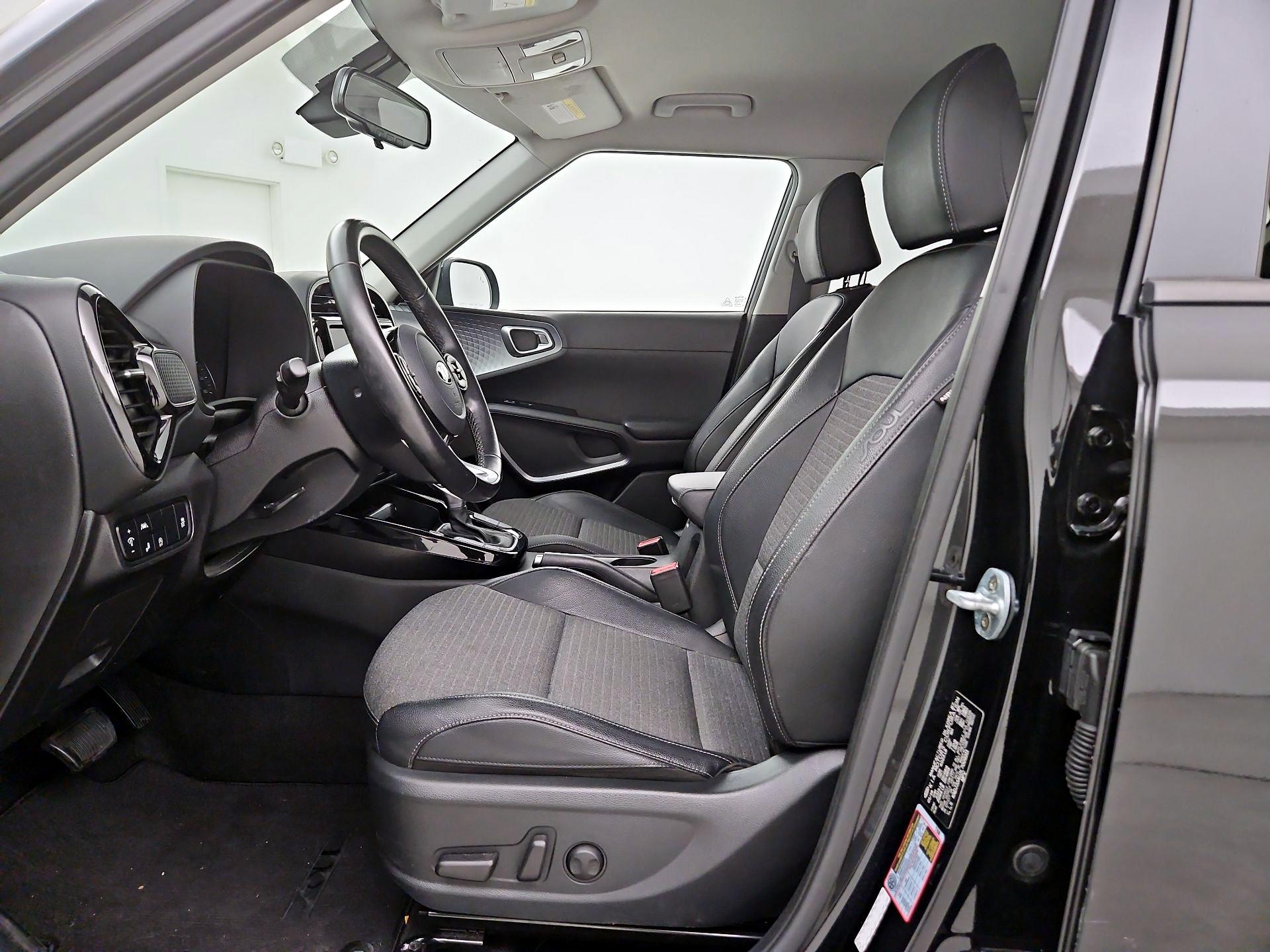 Thumbnail: 2020 Kia Soul - 11