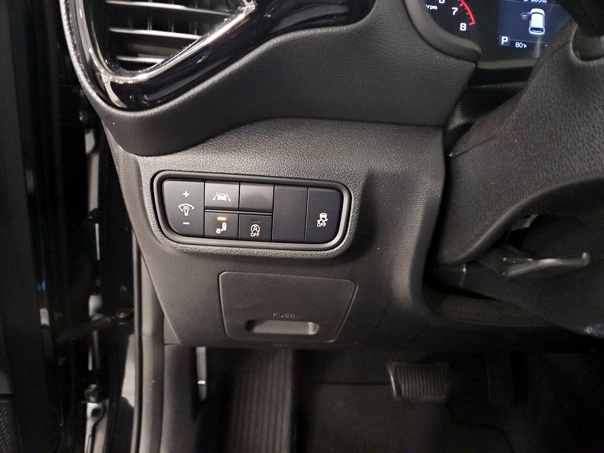 Thumbnail: 2020 Kia Soul - 13