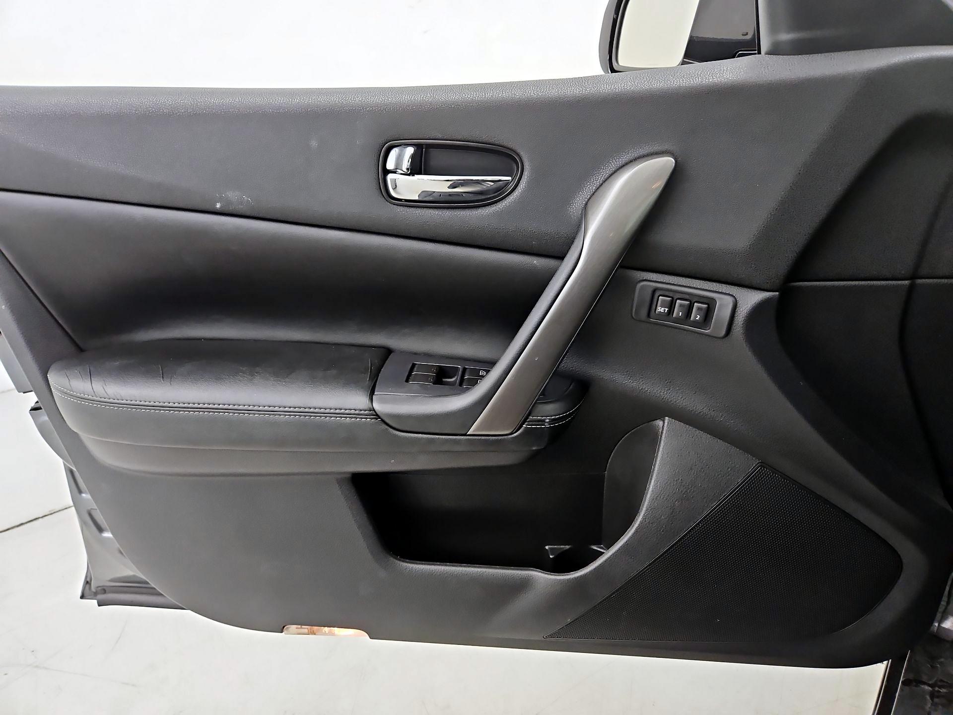 Thumbnail: 2014 Nissan Maxima - 12