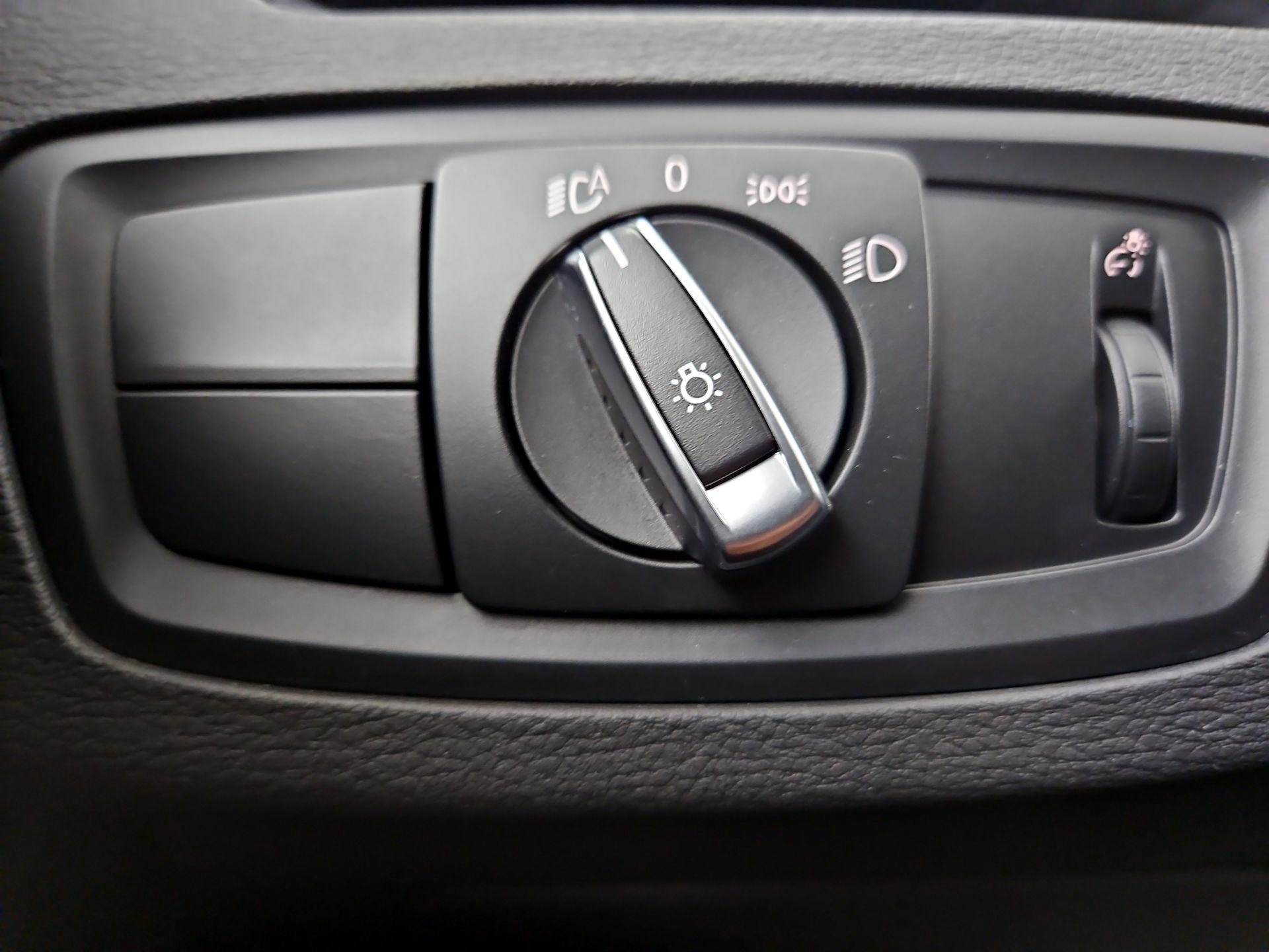 Thumbnail: 2021 BMW X1 - 13