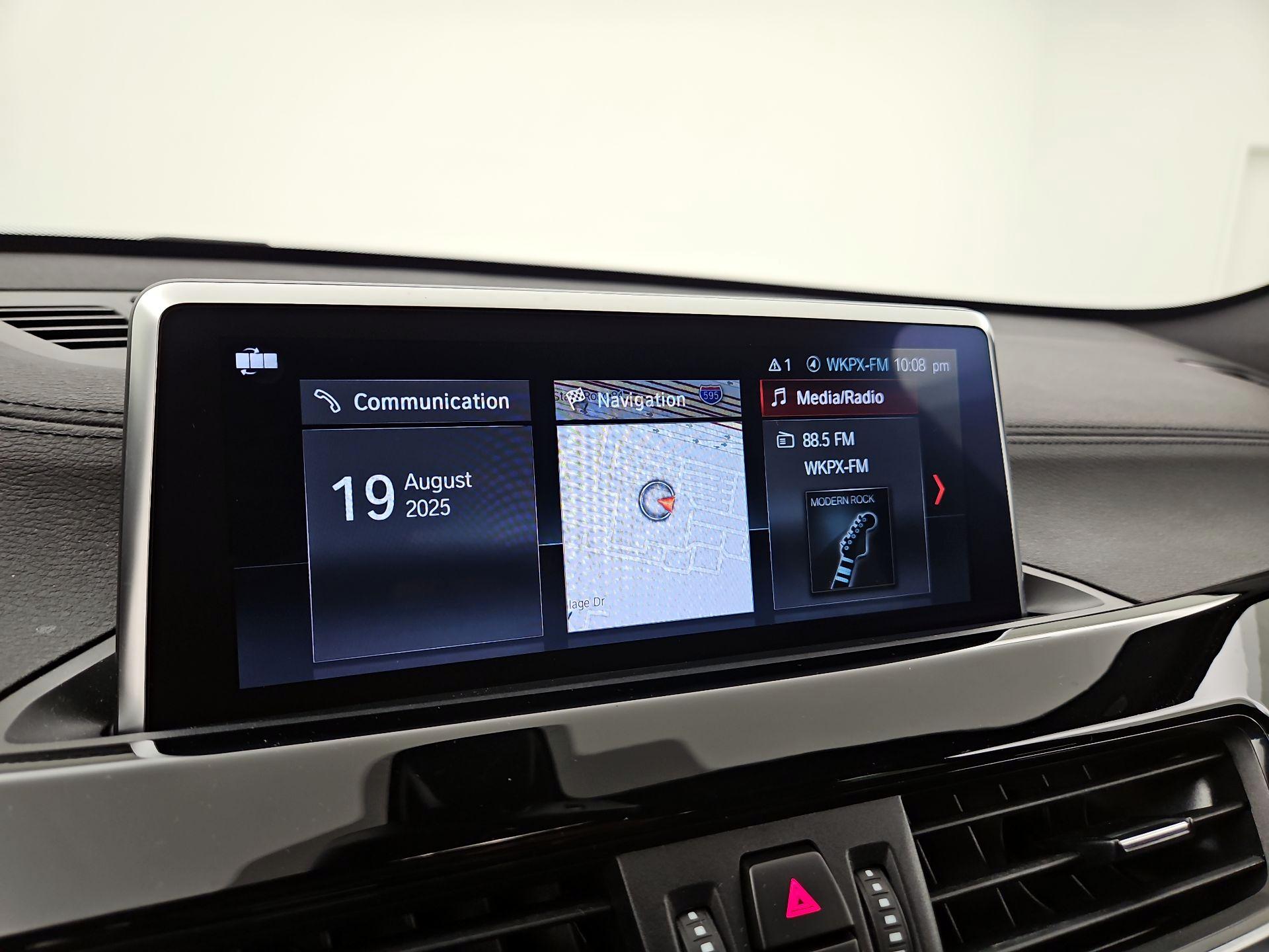 Thumbnail: 2021 BMW X1 - 16