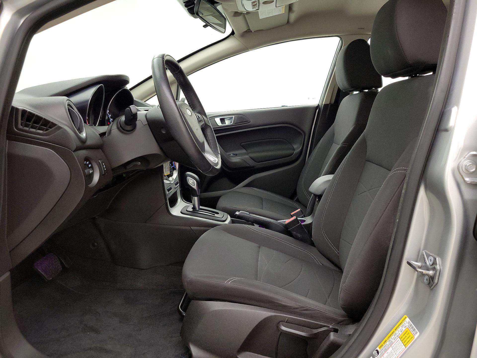Thumbnail: 2015 Ford Fiesta - 11