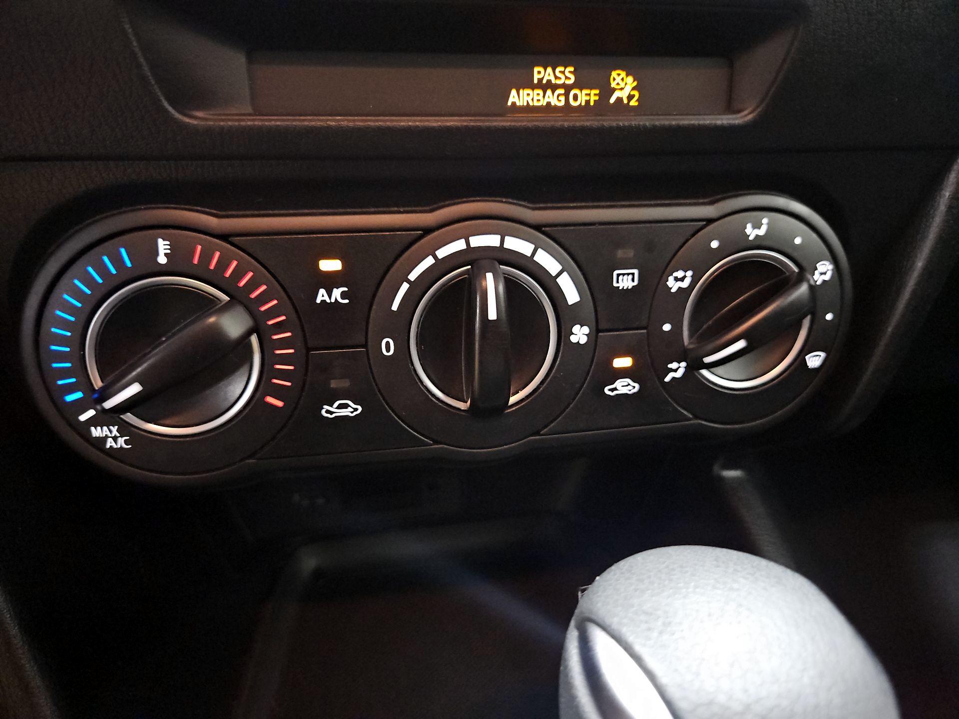 Thumbnail: 2016 Mazda Mazda3 - 16