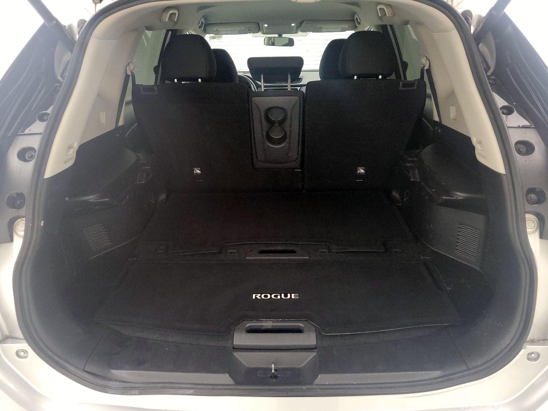 Thumbnail: 2018 Nissan Rogue - 20