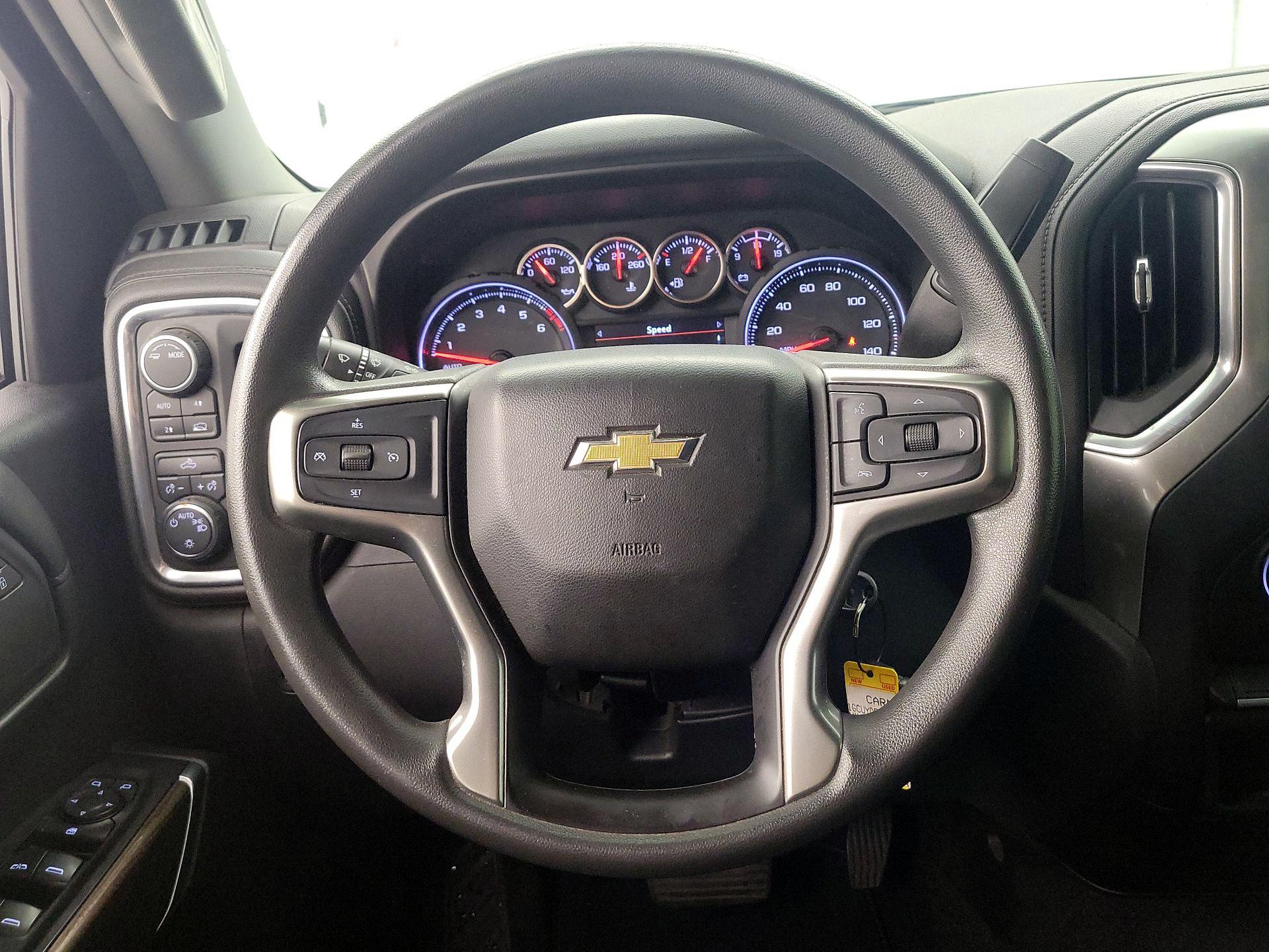 Thumbnail: 2020 Chevrolet Silverado 1500 - 10